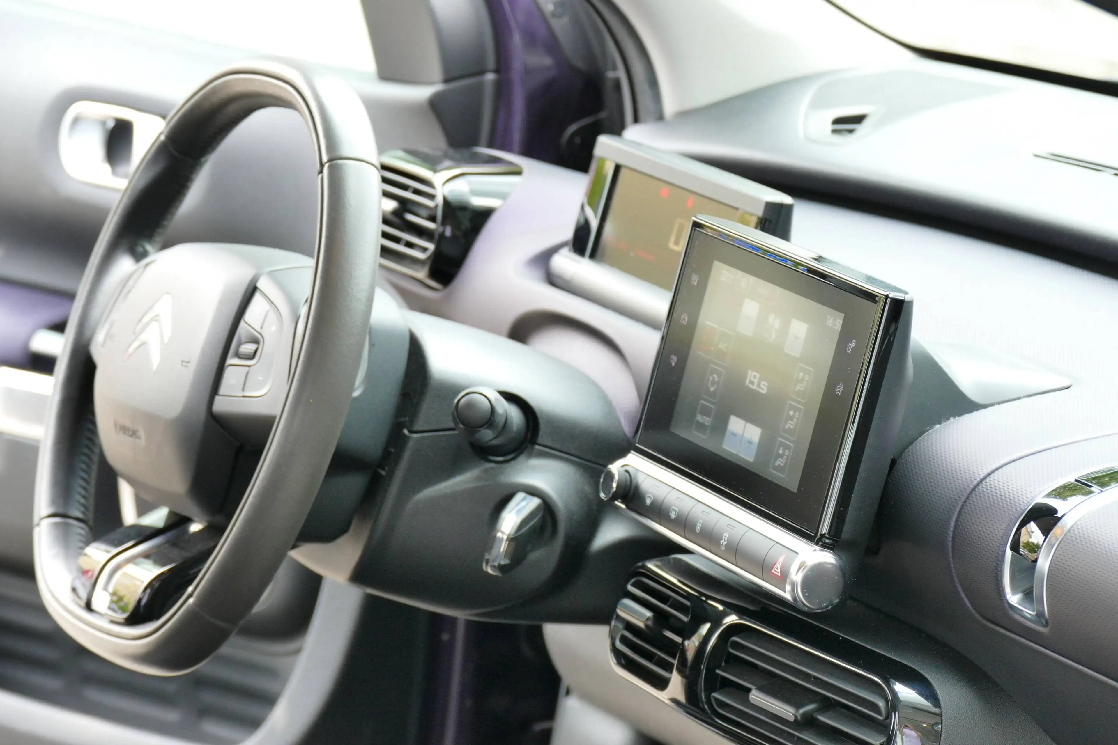 Citroen C4 Cactus Feel Pure Tech 1.2 VTI — photo 15