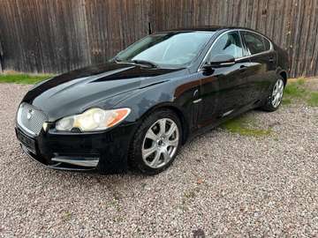 XF 3.0i V6 Luxury 'Speciale Edition'