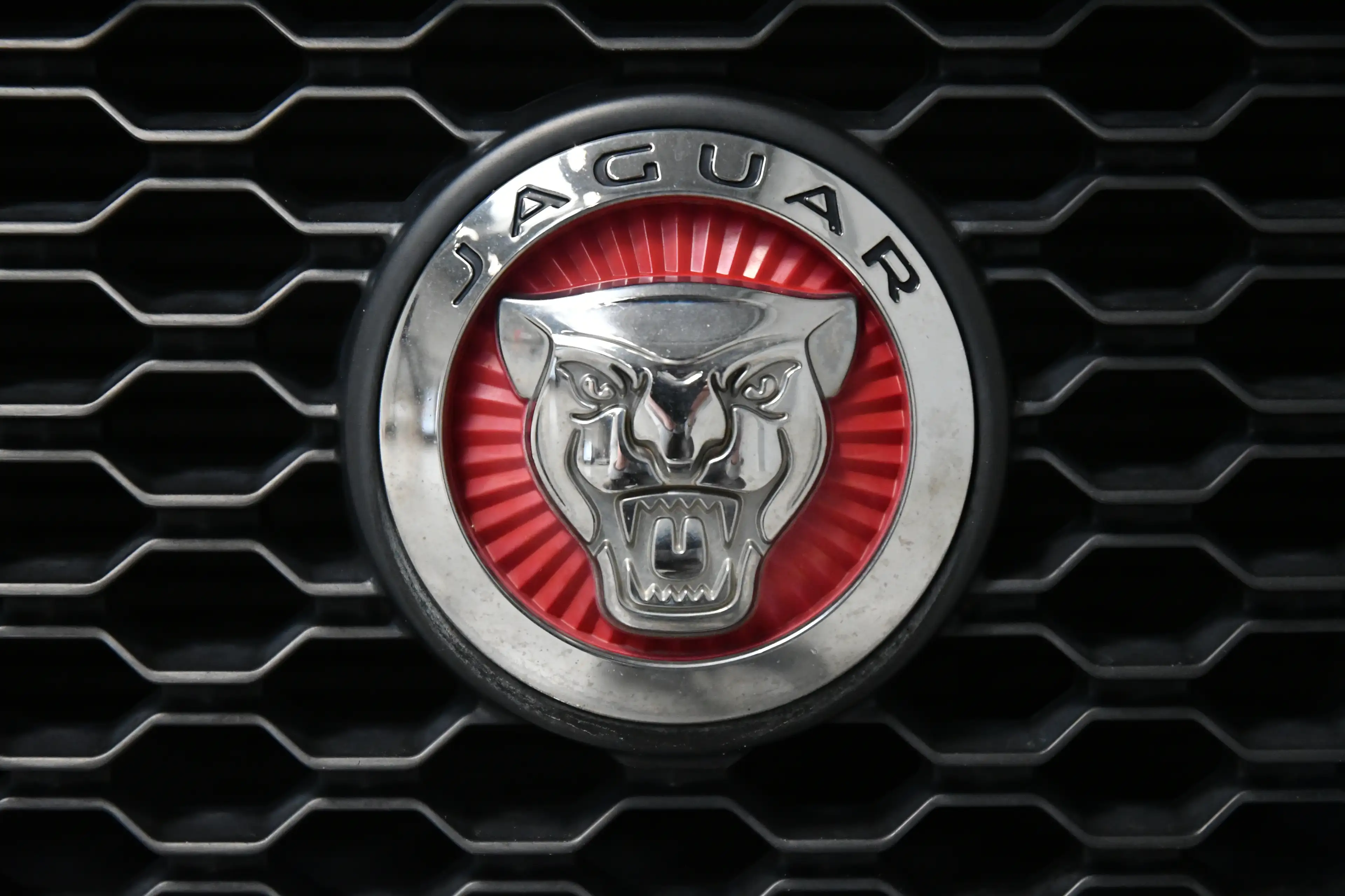 Jaguar XE 2.0 D - Prestige - Stuurverw. - Cruise - Camera — photo 10
