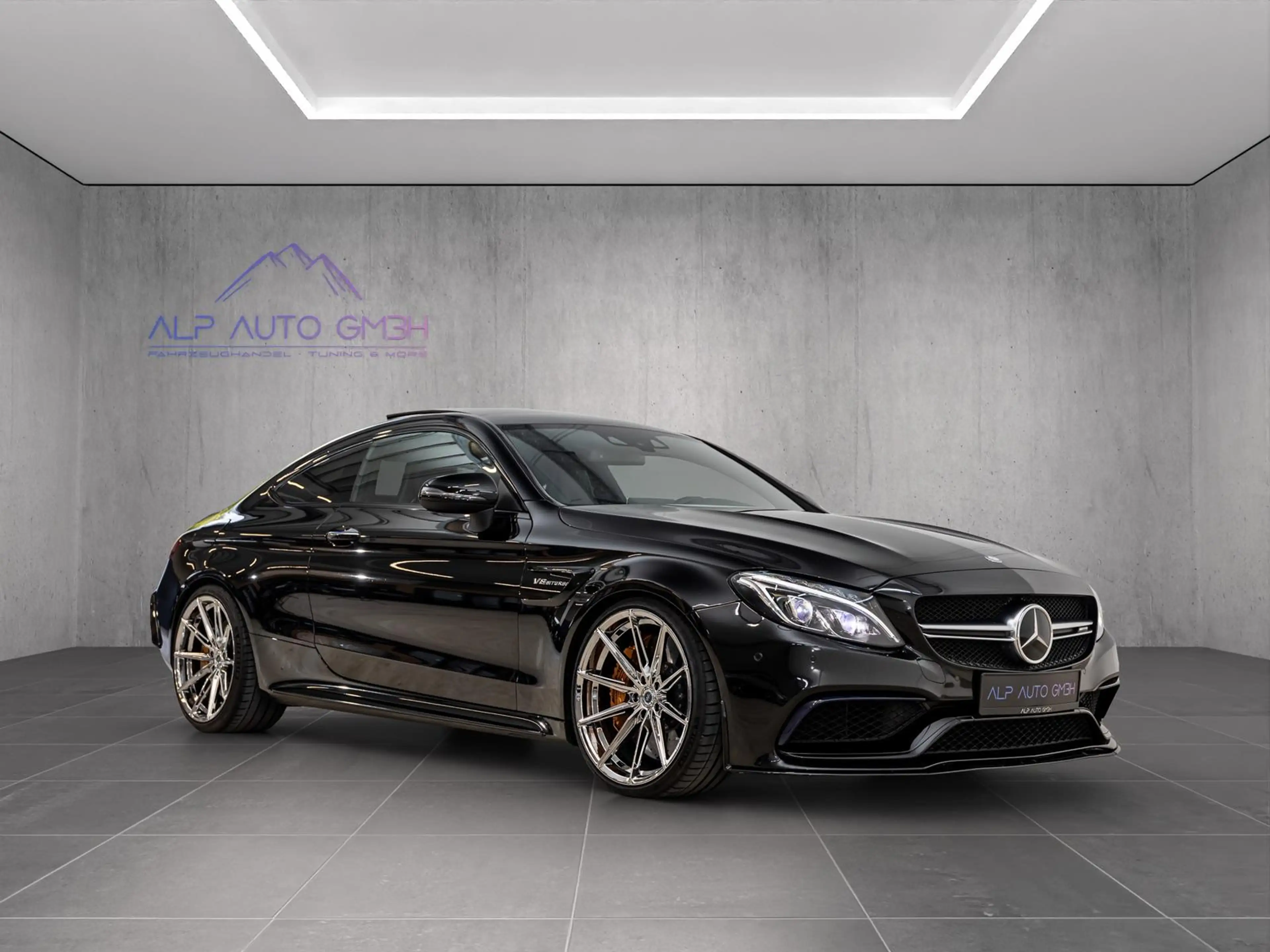 Mercedes-Benz C 63 AMG C 63S AMG COUPE V8/20Z./AMBIENTE/BLACK/SCHALEN — photo 2