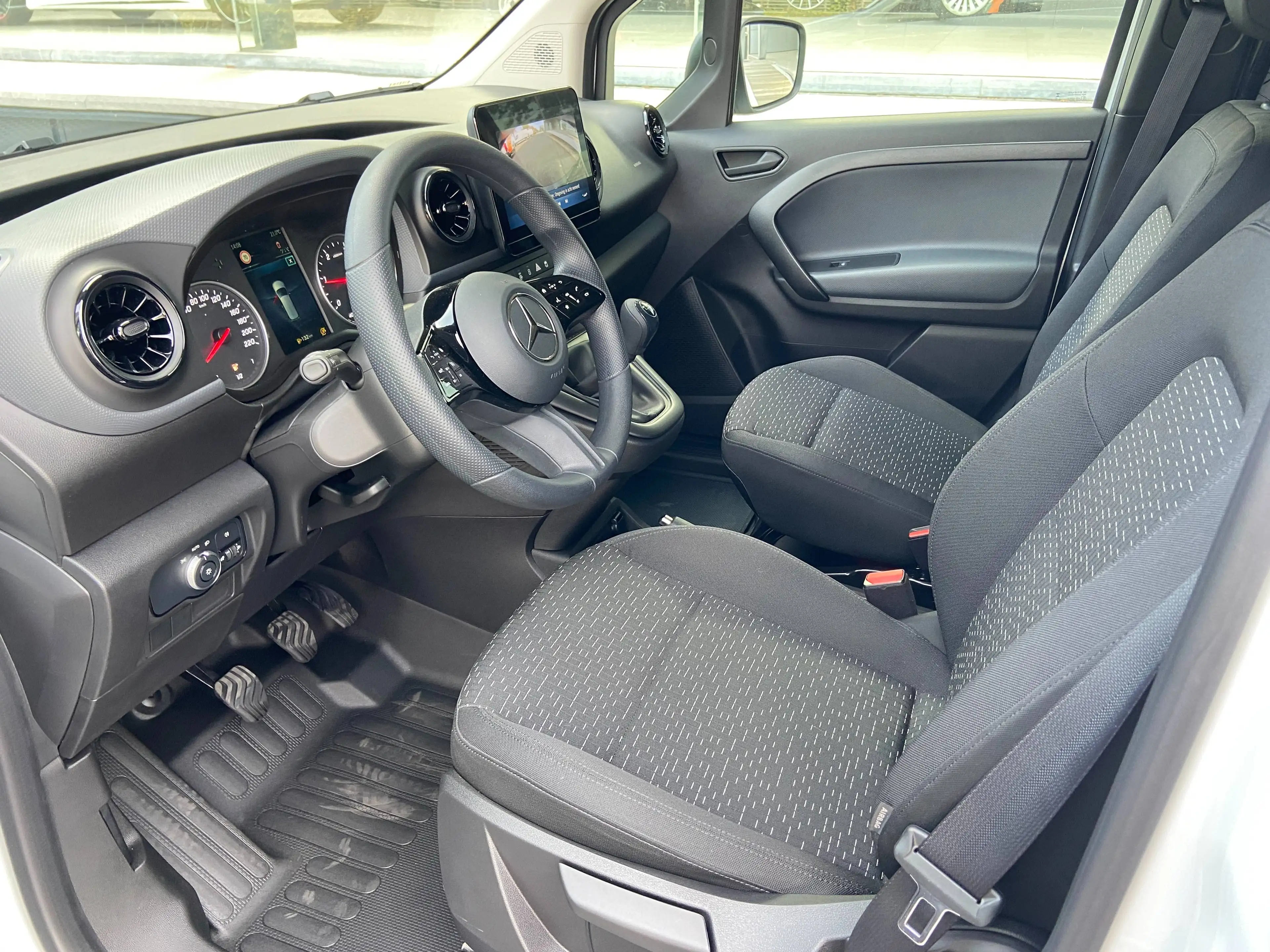 Mercedes-Benz Citan 110 cdi LENGTE L2!!! Facelift Apple Carplay Camera 800km, nieuw!!!! — photo 12