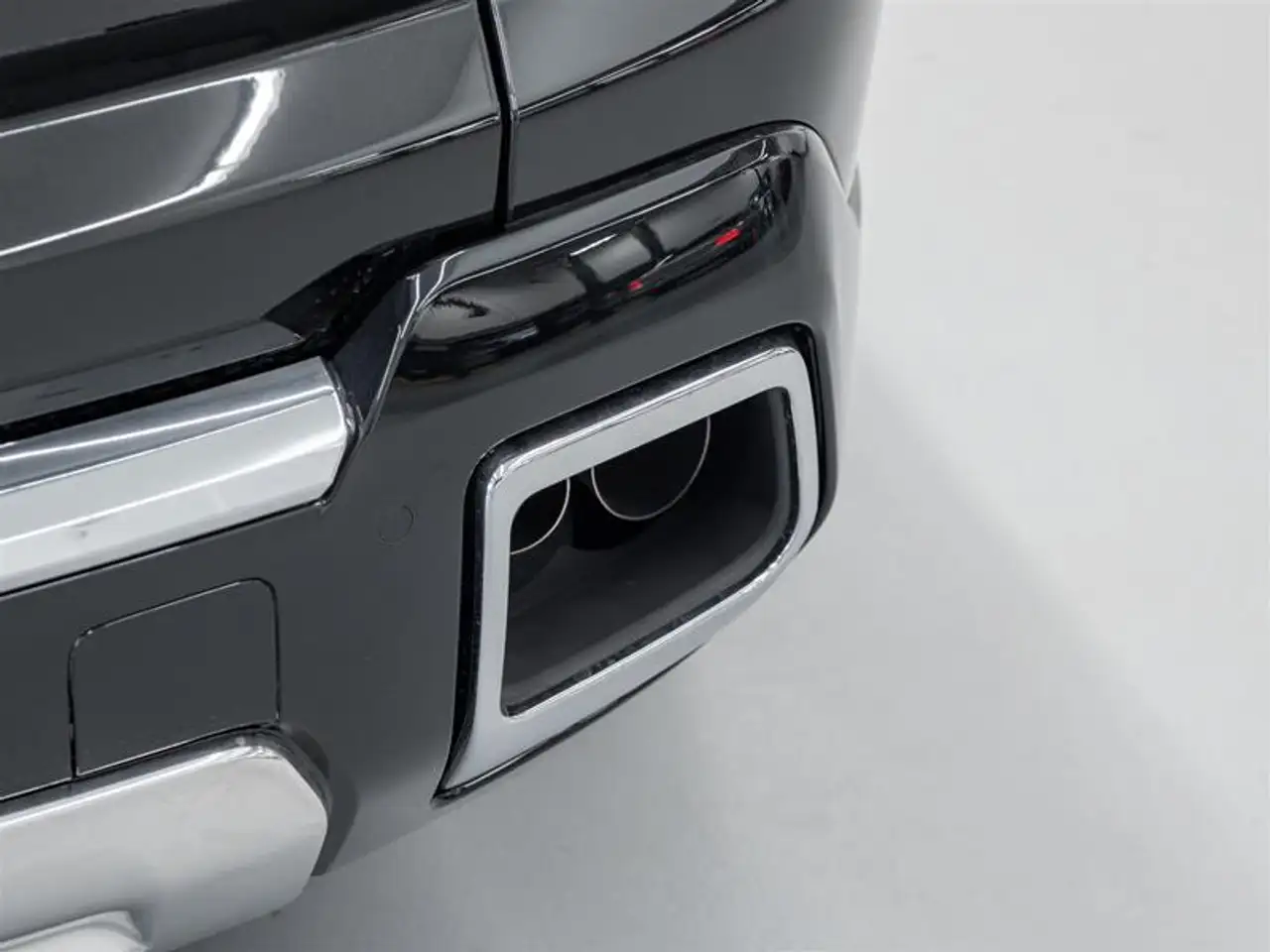 Rolls-Royce Cullinan снимка Rolls-Royce Cullinan