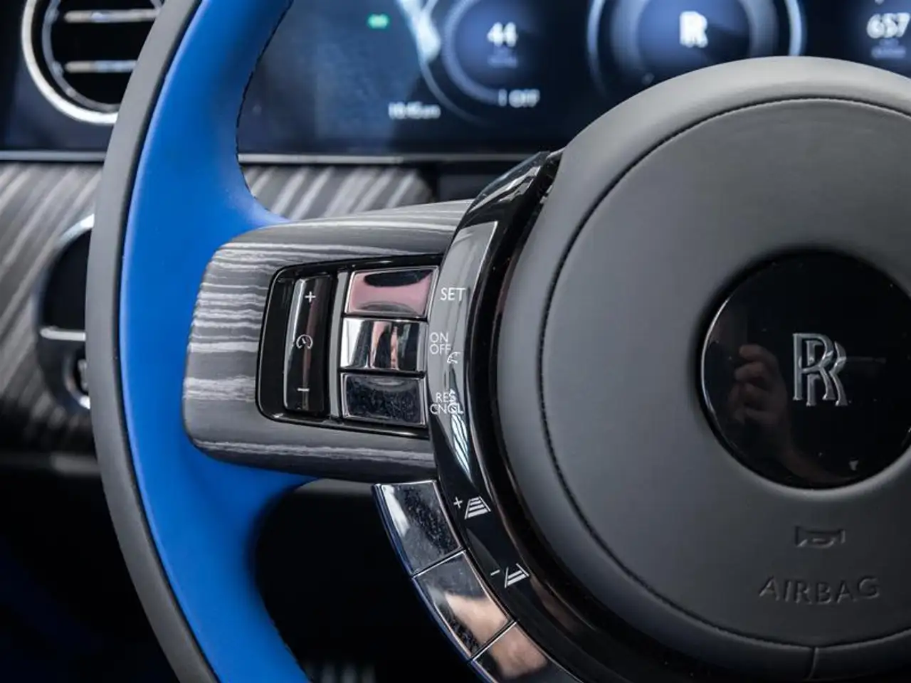 Rolls-Royce Cullinan снимка Rolls-Royce Cullinan