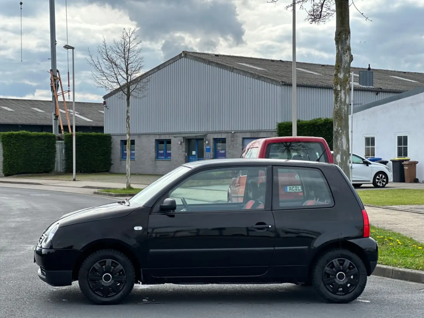 Volkswagen Lupo Basis *TÜV BIS 08/2024* Noir - 2