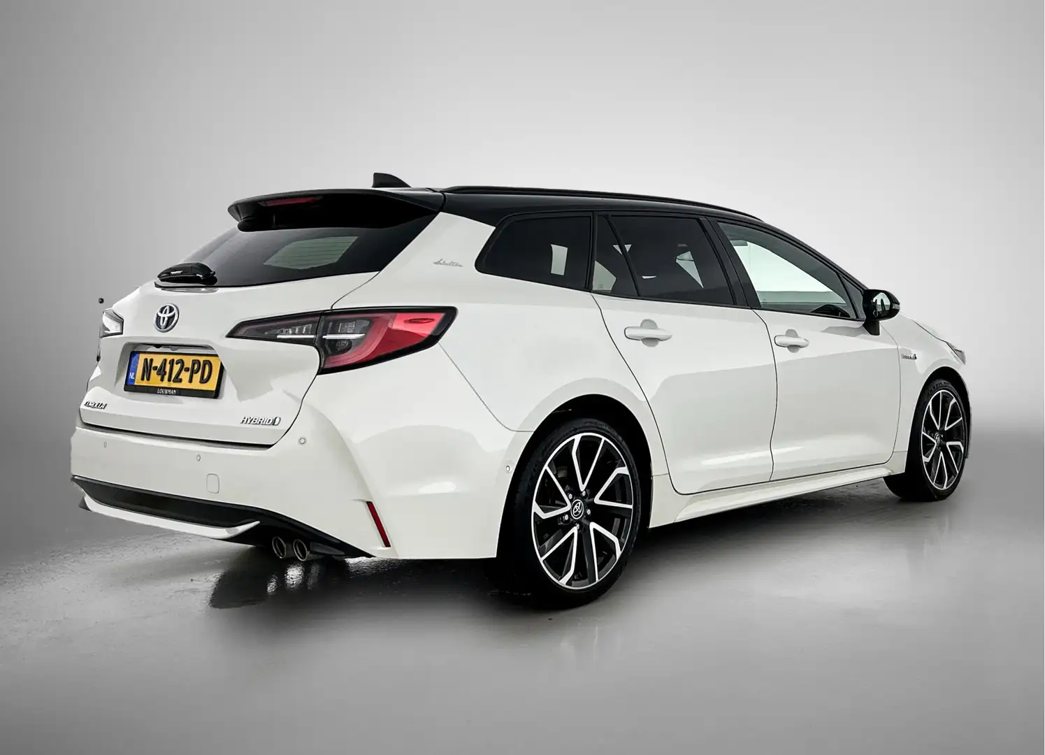 Toyota Corolla Touring Sports 2.0 Hybrid Executive | Navigatie | Blanc - 2