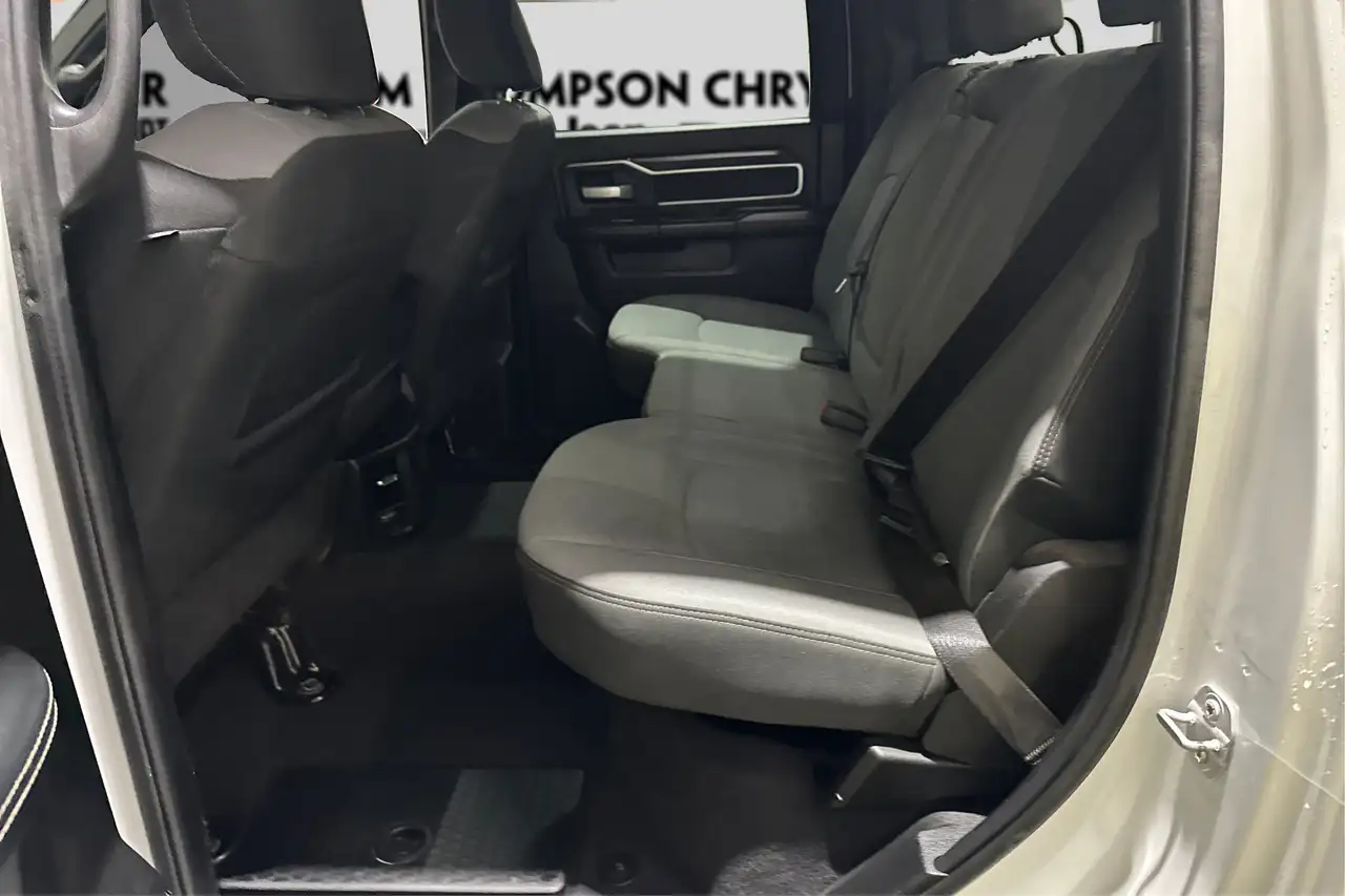 RAM 3500 снимка RAM 3500