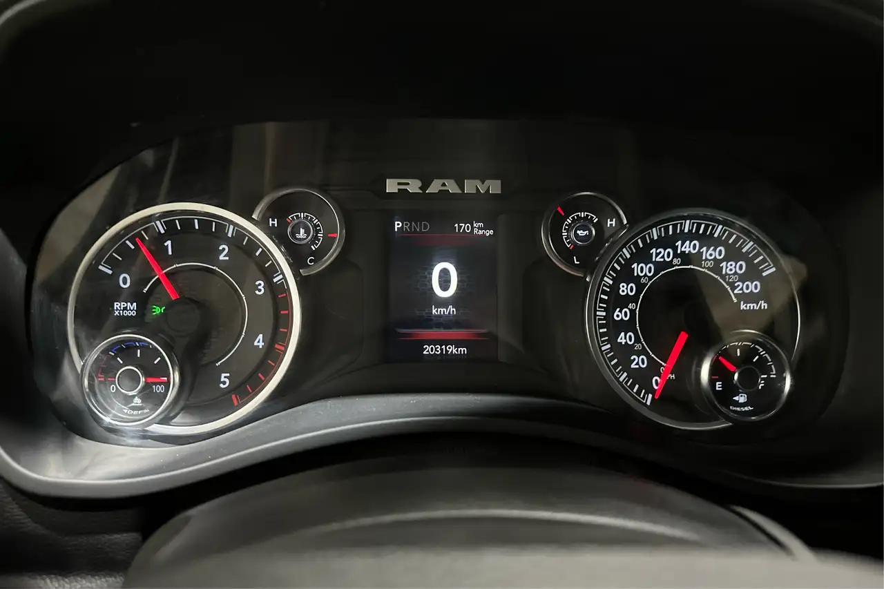 RAM 3500 снимка RAM 3500