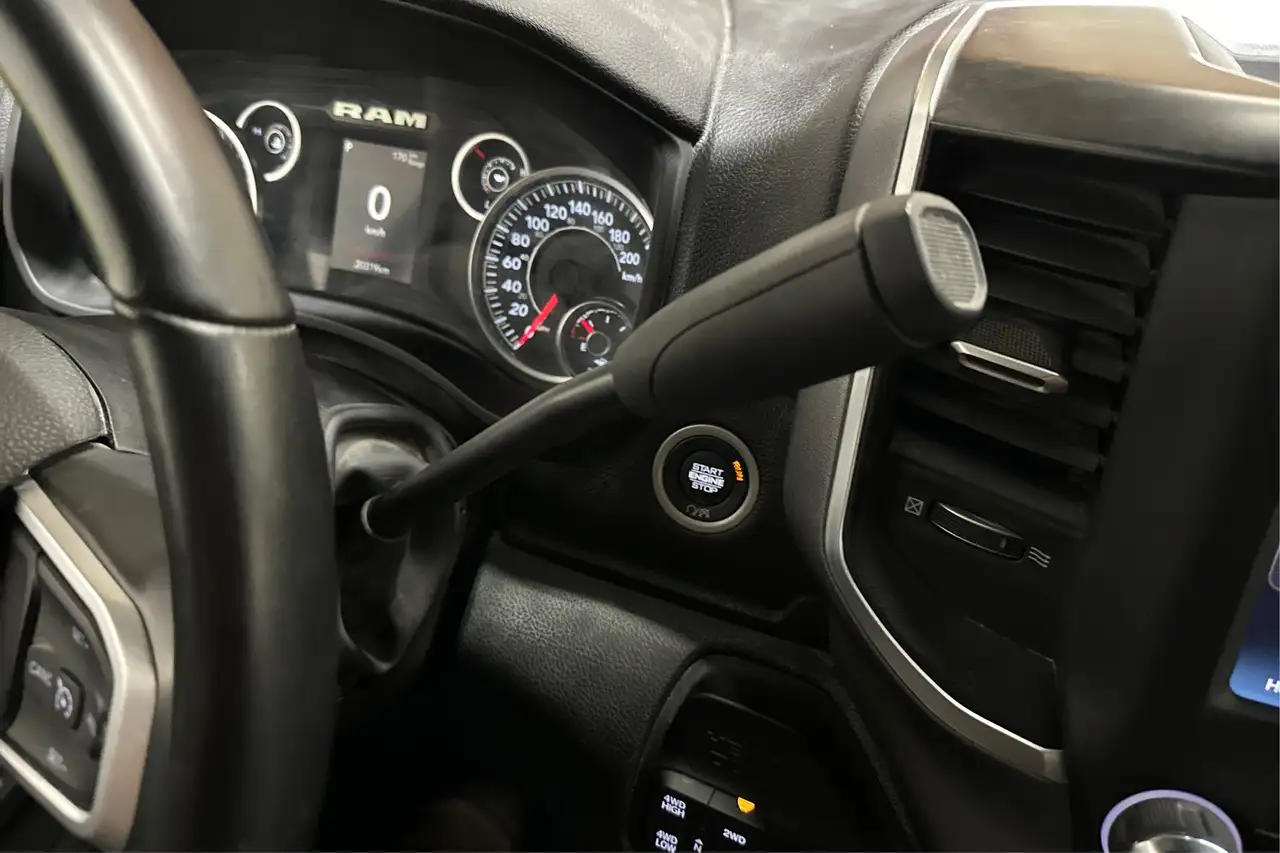 RAM 3500 снимка RAM 3500