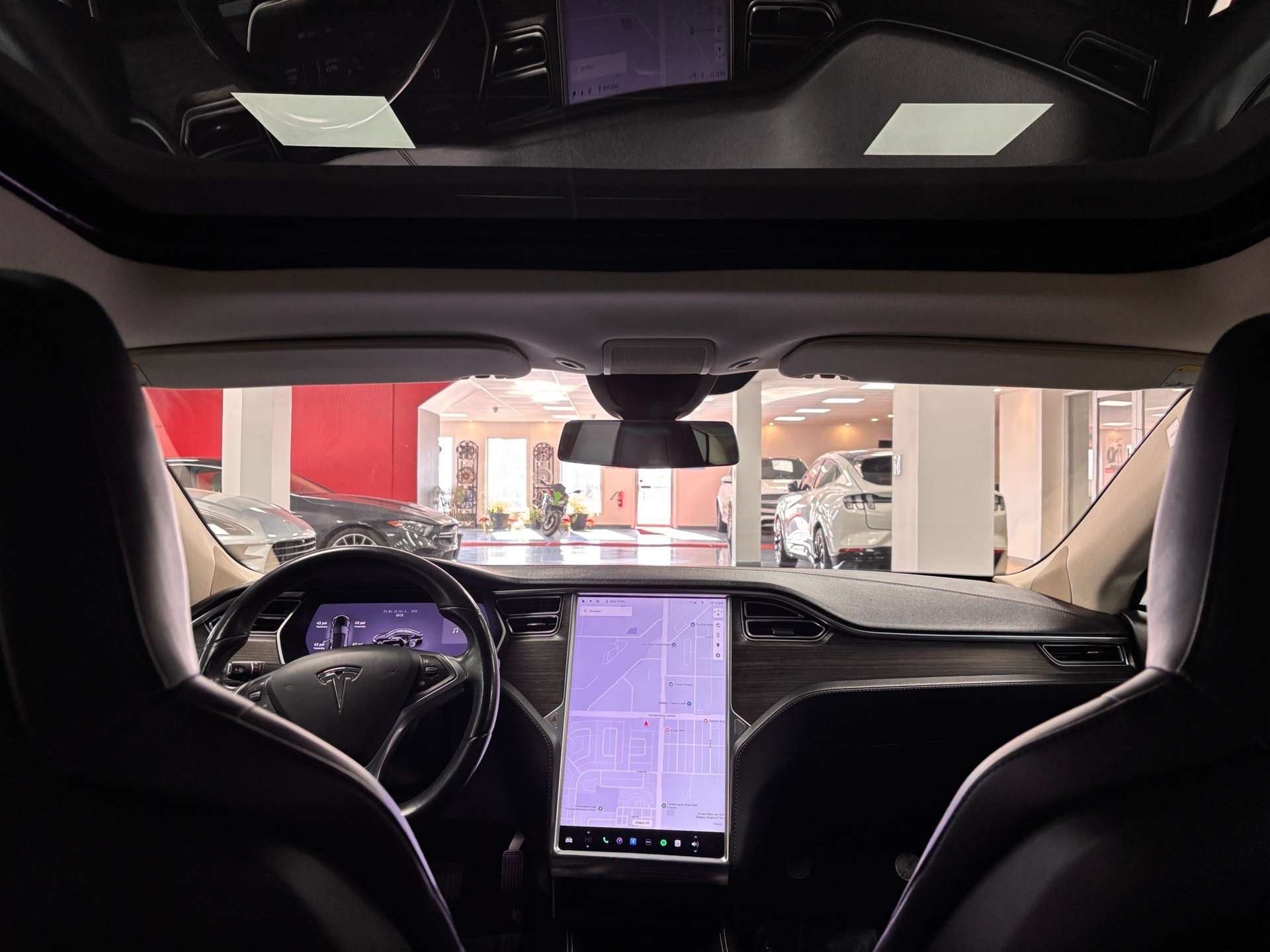 2014 Tesla Model S 85 RWD thumb 15