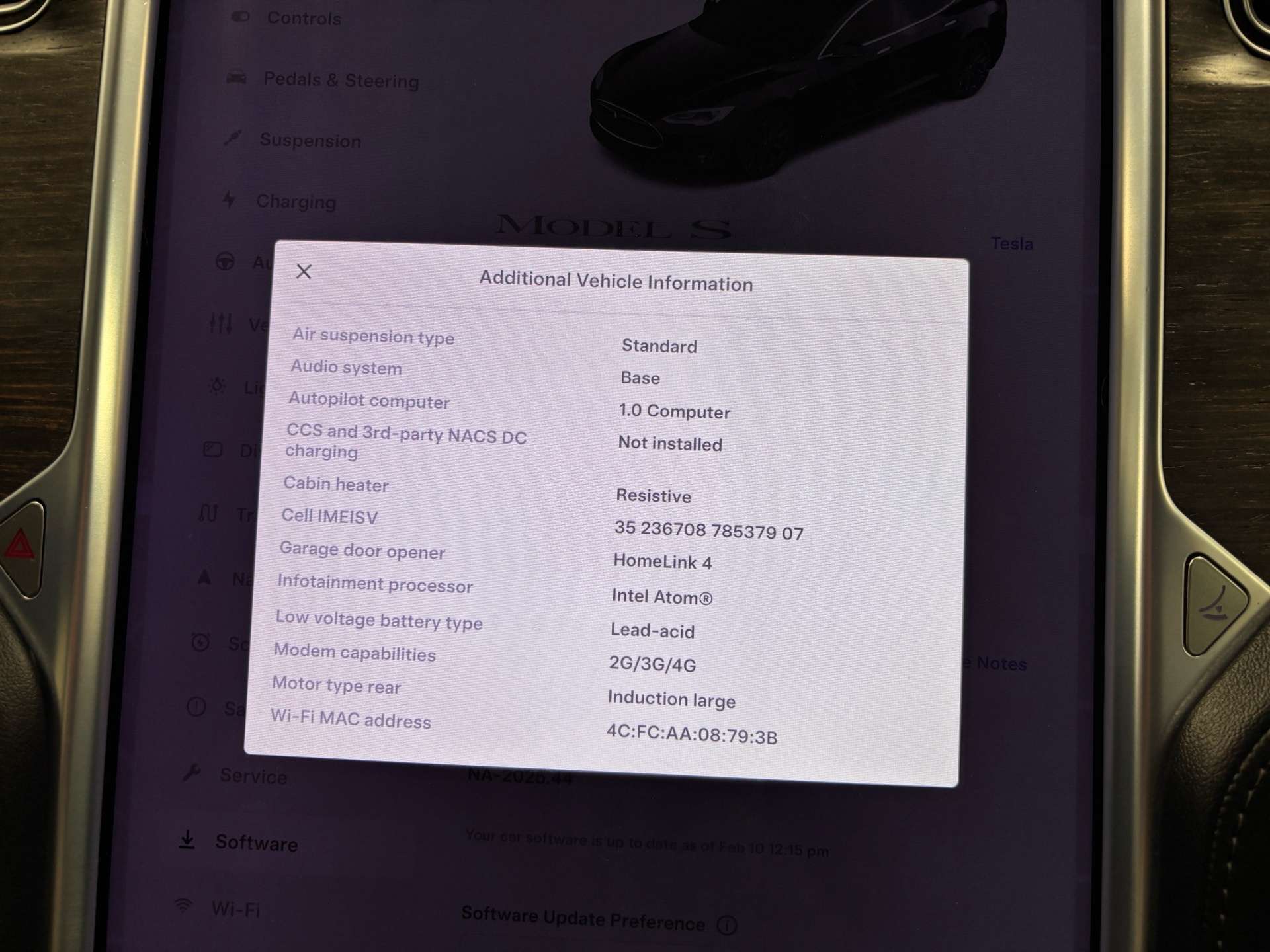 2014 Tesla Model S 85 RWD thumb 25