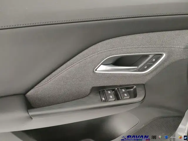 MG ZS view 11