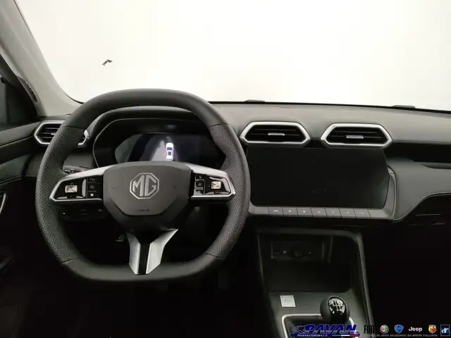 MG ZS view 9