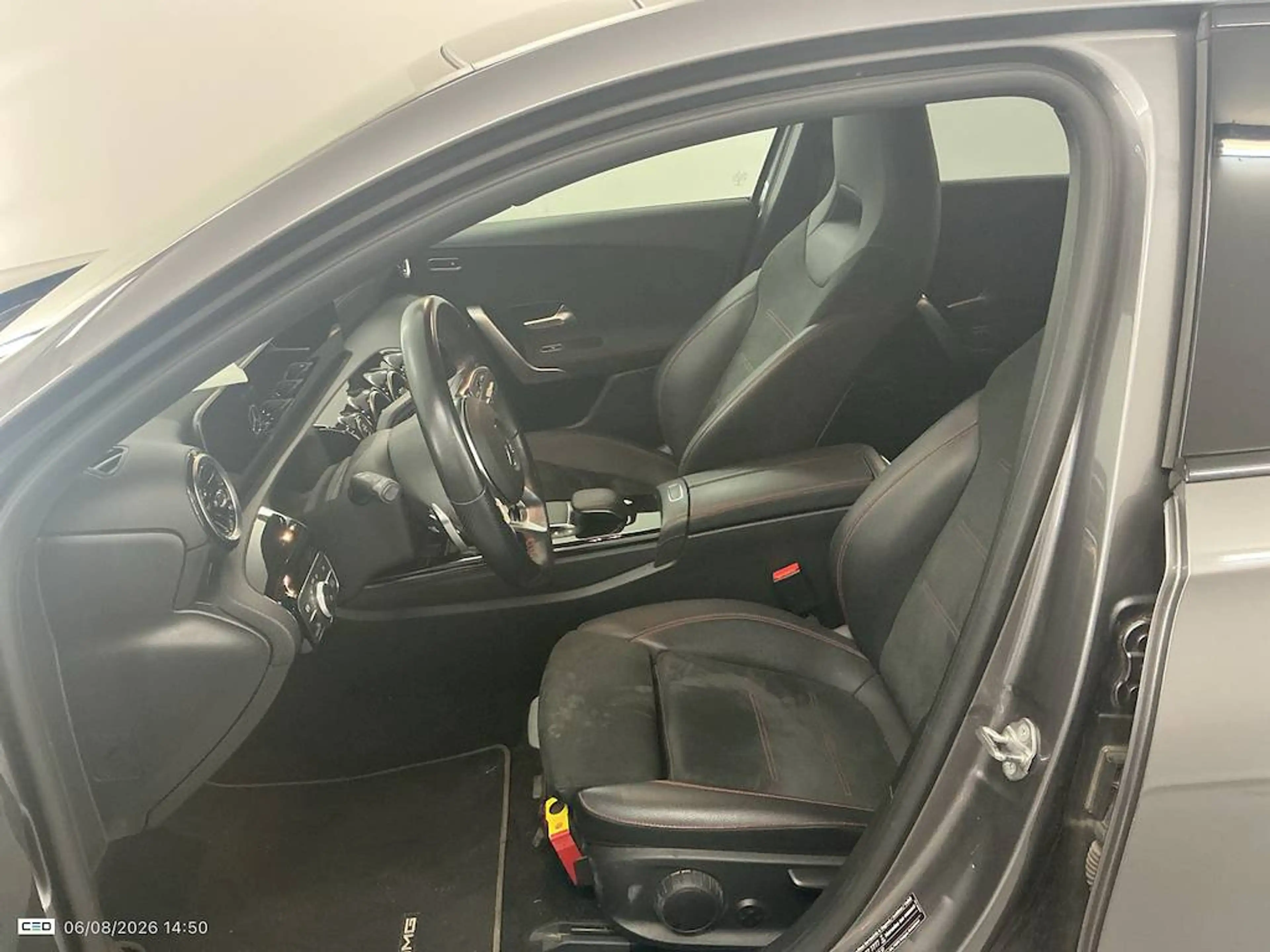Mercedes-Benz A 200 🔺A200*PACK AMG*TOIT PANORAMIQUE*CUIR*CAR PASS*🔺 — photo 4