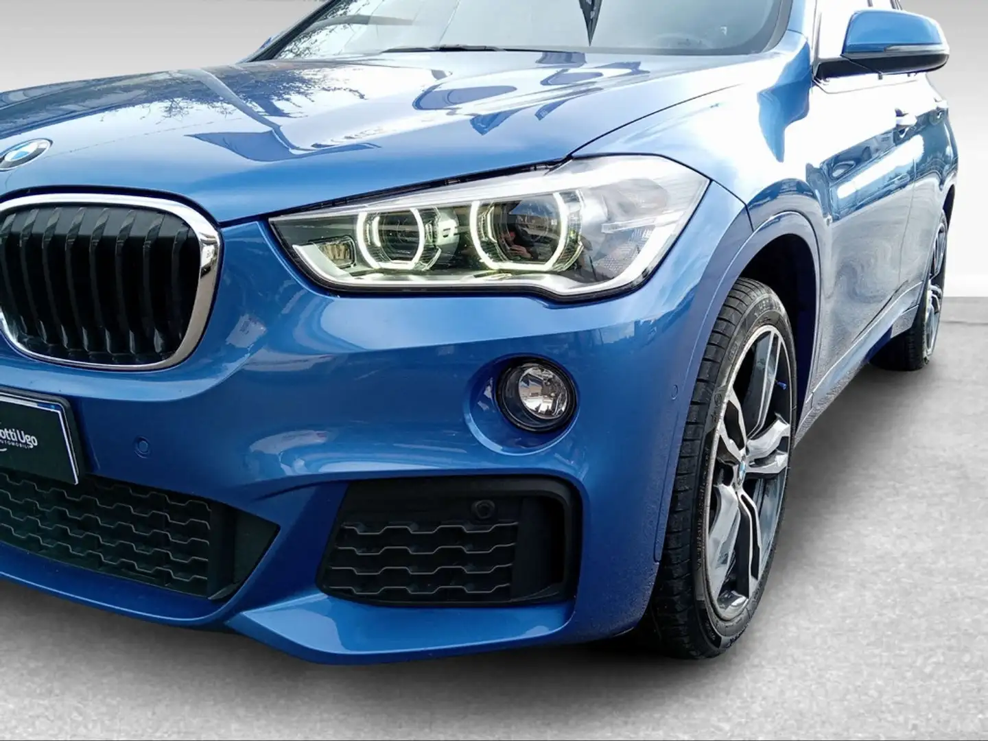 BMW X1 sdrive18d xLine auto Blu/Azzurro - 2