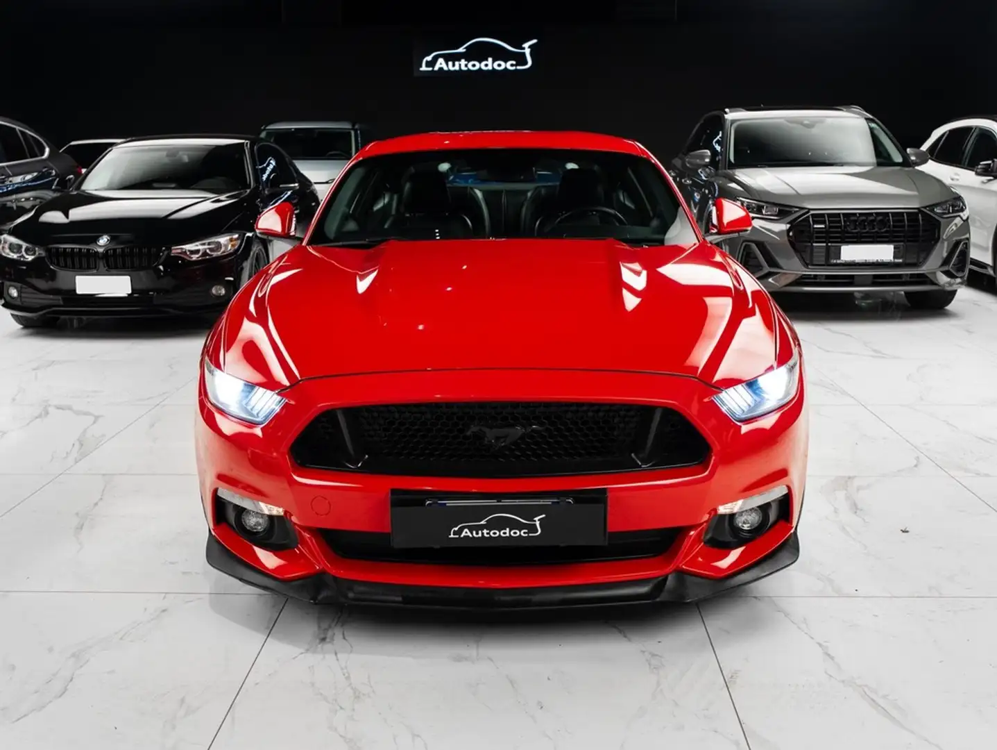 Ford Mustang Fastback 5.0 ti-vct V8 GT 421cv - 2