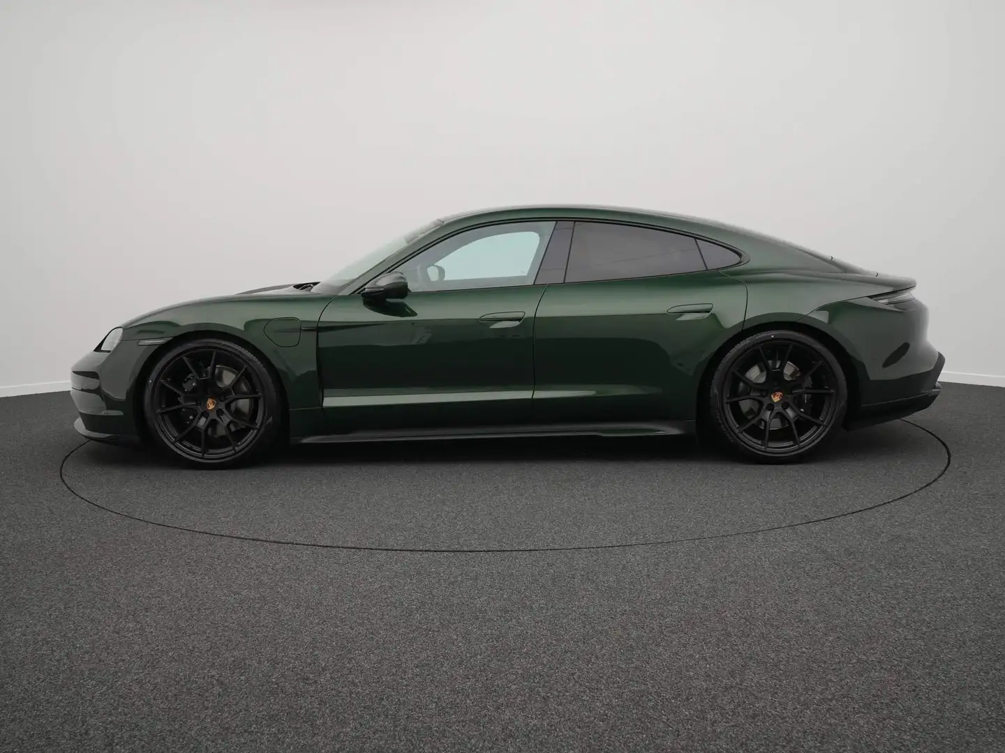 Porsche Taycan Vert - 2