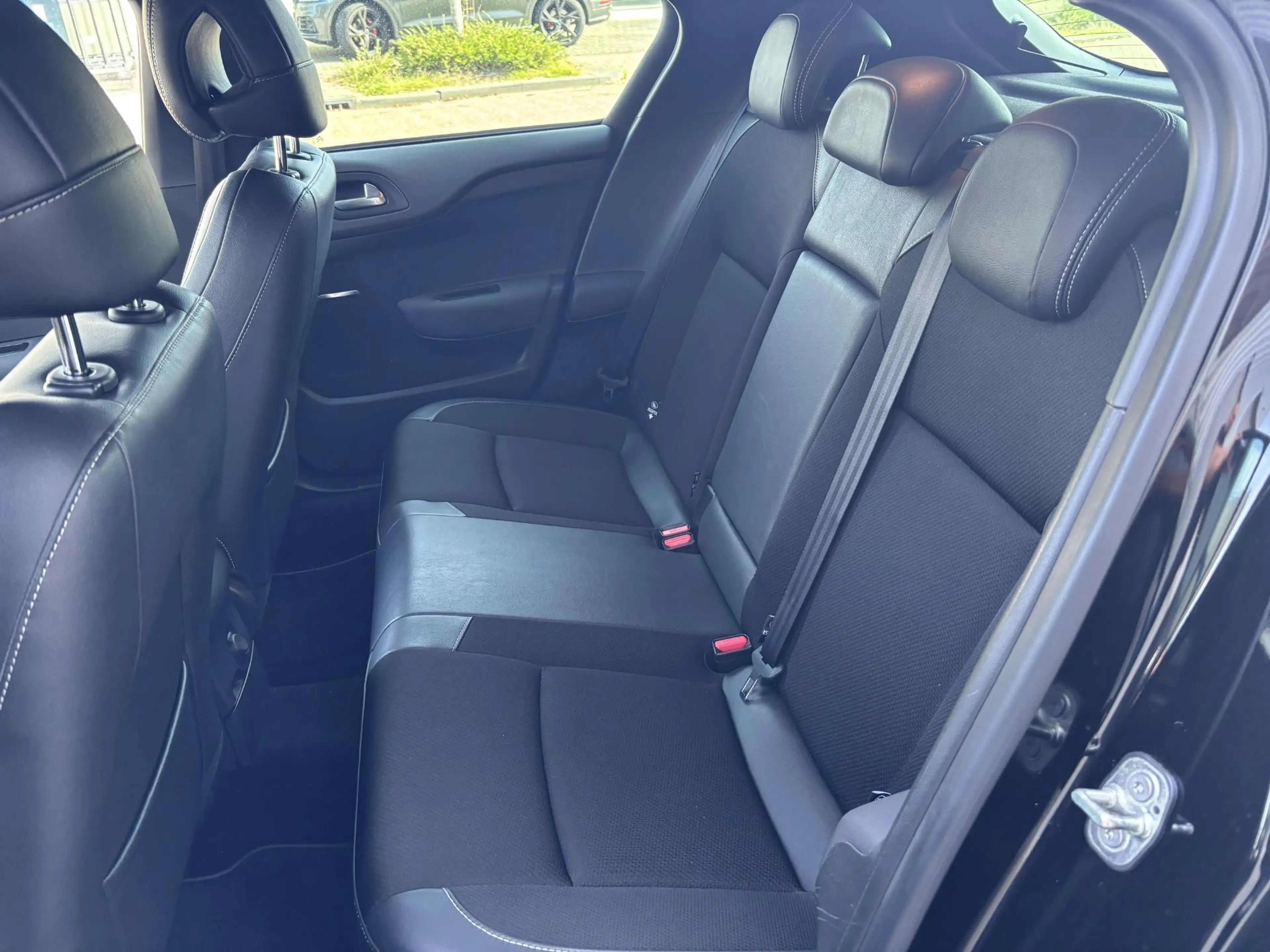 Citroen DS4 1.6 VTi So Chic | 1e eigenaar, volledig dealer ond — photo 13