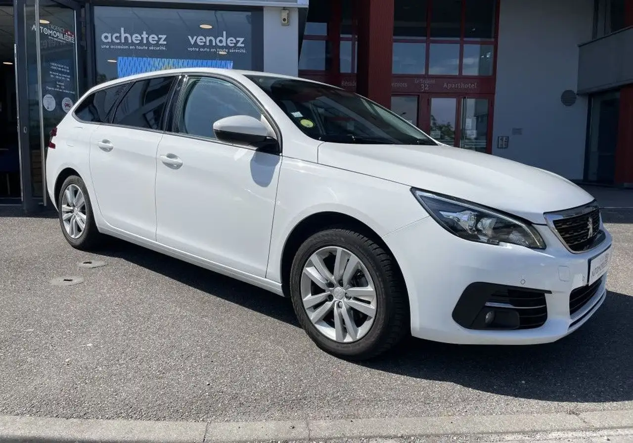 Peugeot 308 1.5 BlueHDI 130 ch EAT8 Active Business