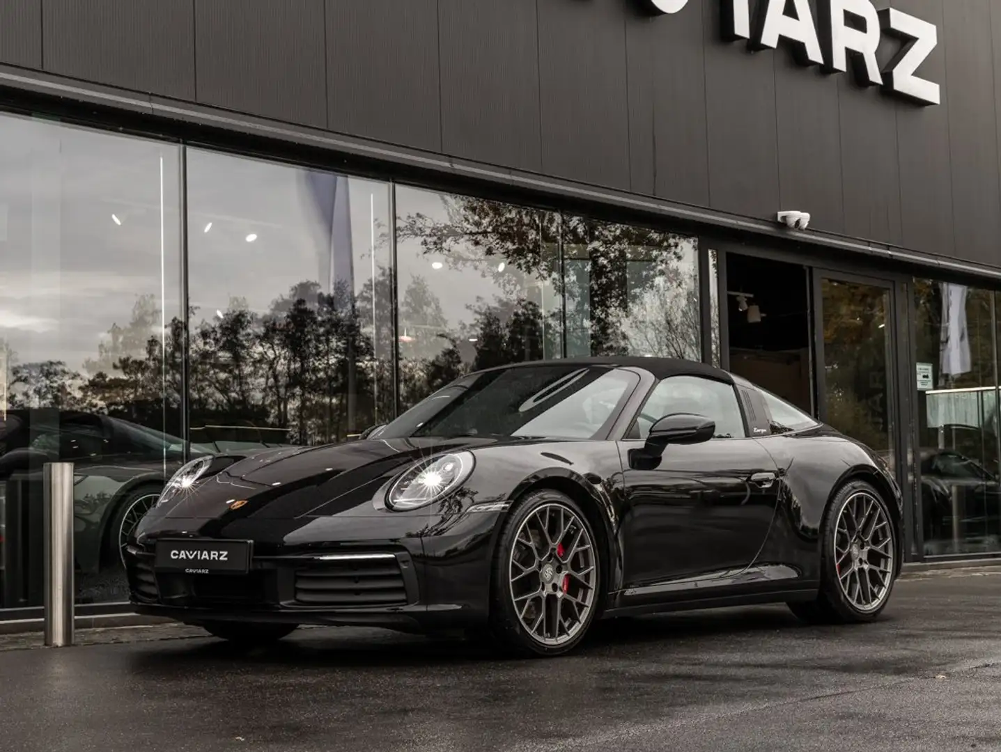 Porsche 992 TARGA 4S CHRONO/SPORTUITL/21"RS SPYDER/BOSE/ENTRY Fekete - 2