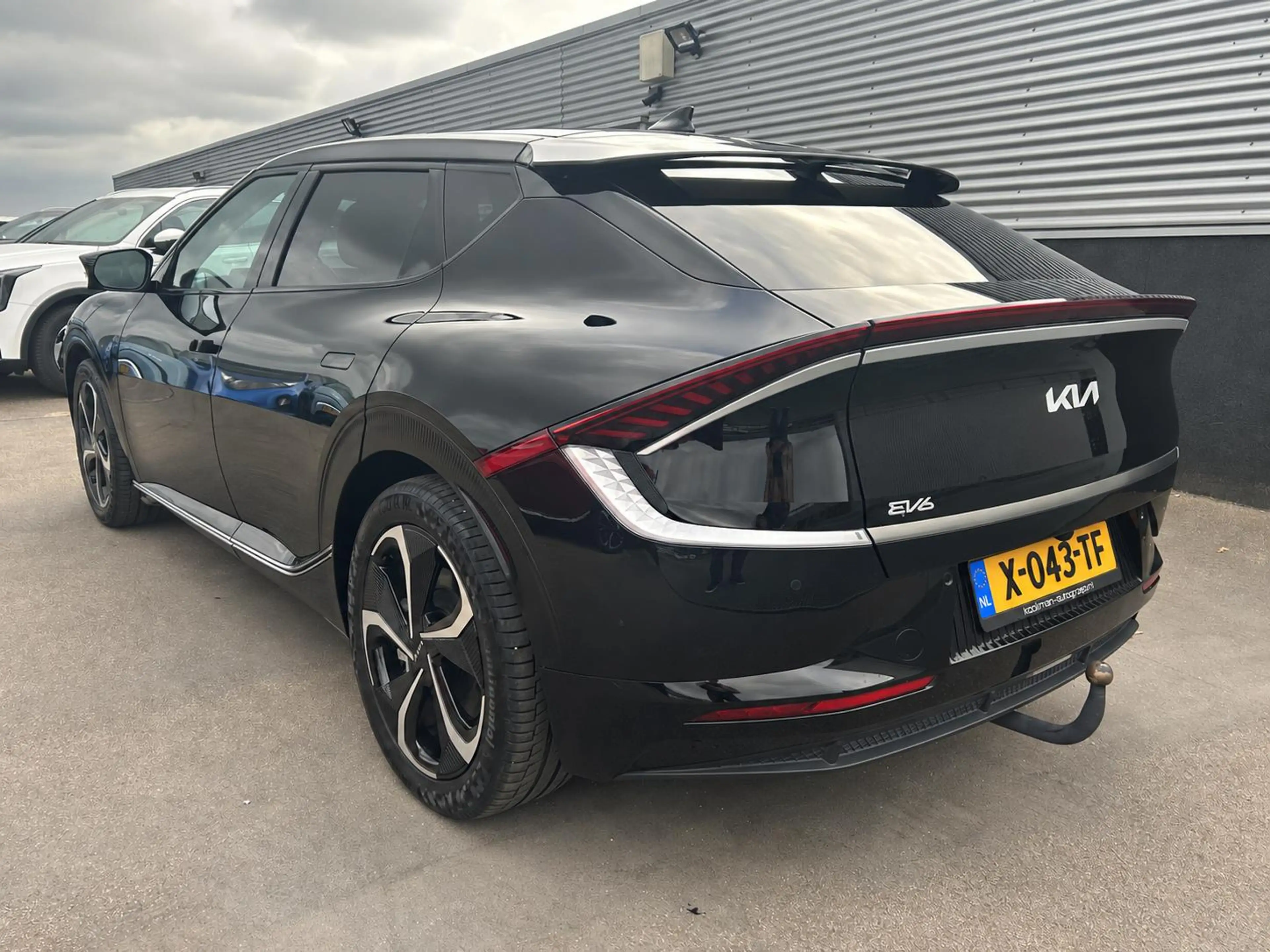 Kia EV6 Plus Advanced 77.4 kWh Trekhaak, Schuif/kanteldak, — photo 6