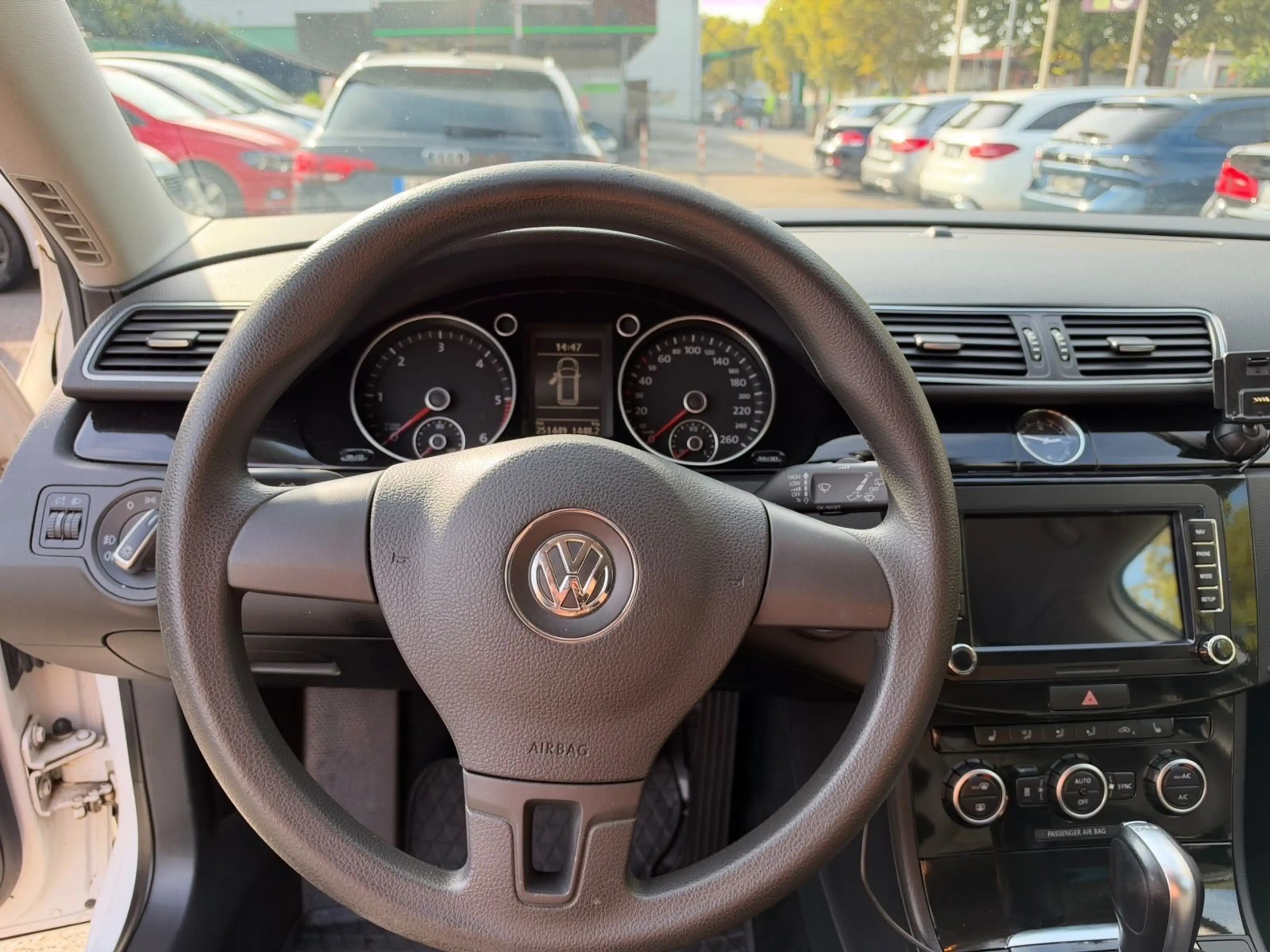 Volkswagen Passat Alltrack 2.0 TDI DSG 4MOT 130kW Alltrack — photo 14