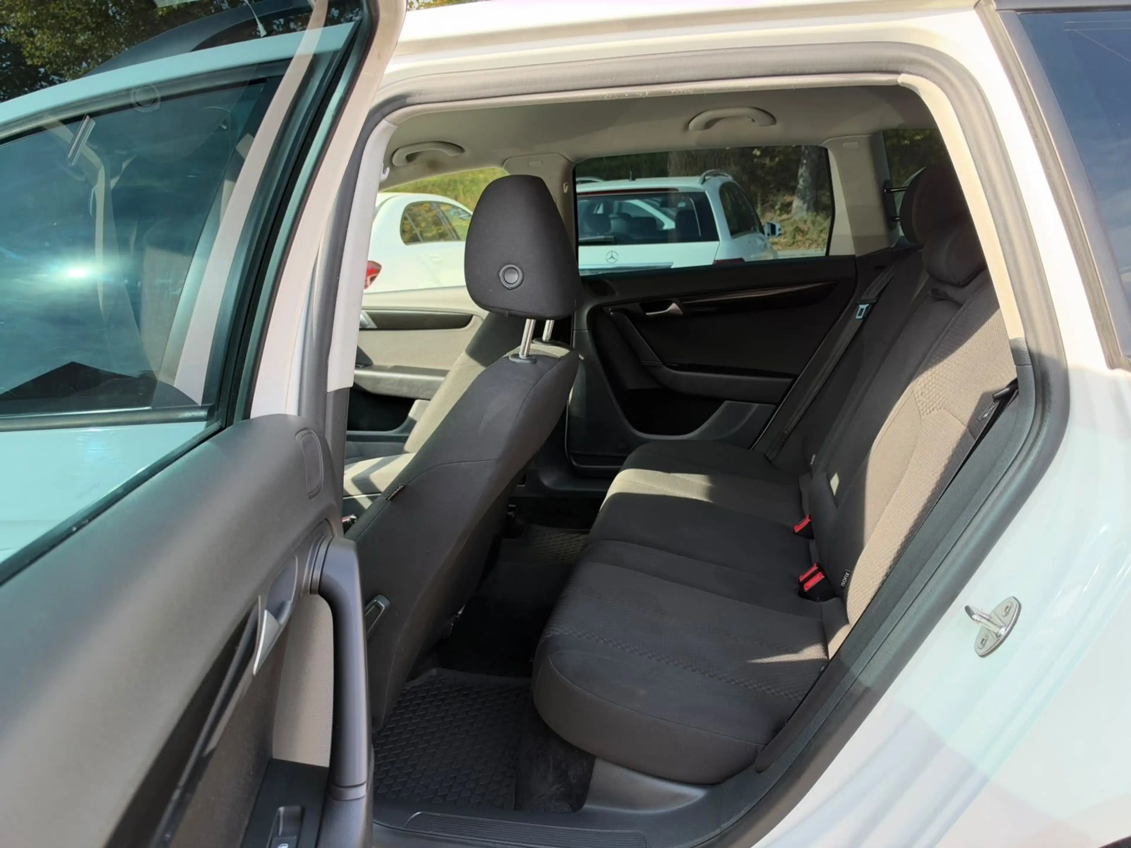 Volkswagen Passat Alltrack 2.0 TDI DSG 4MOT 130kW Alltrack — photo 12