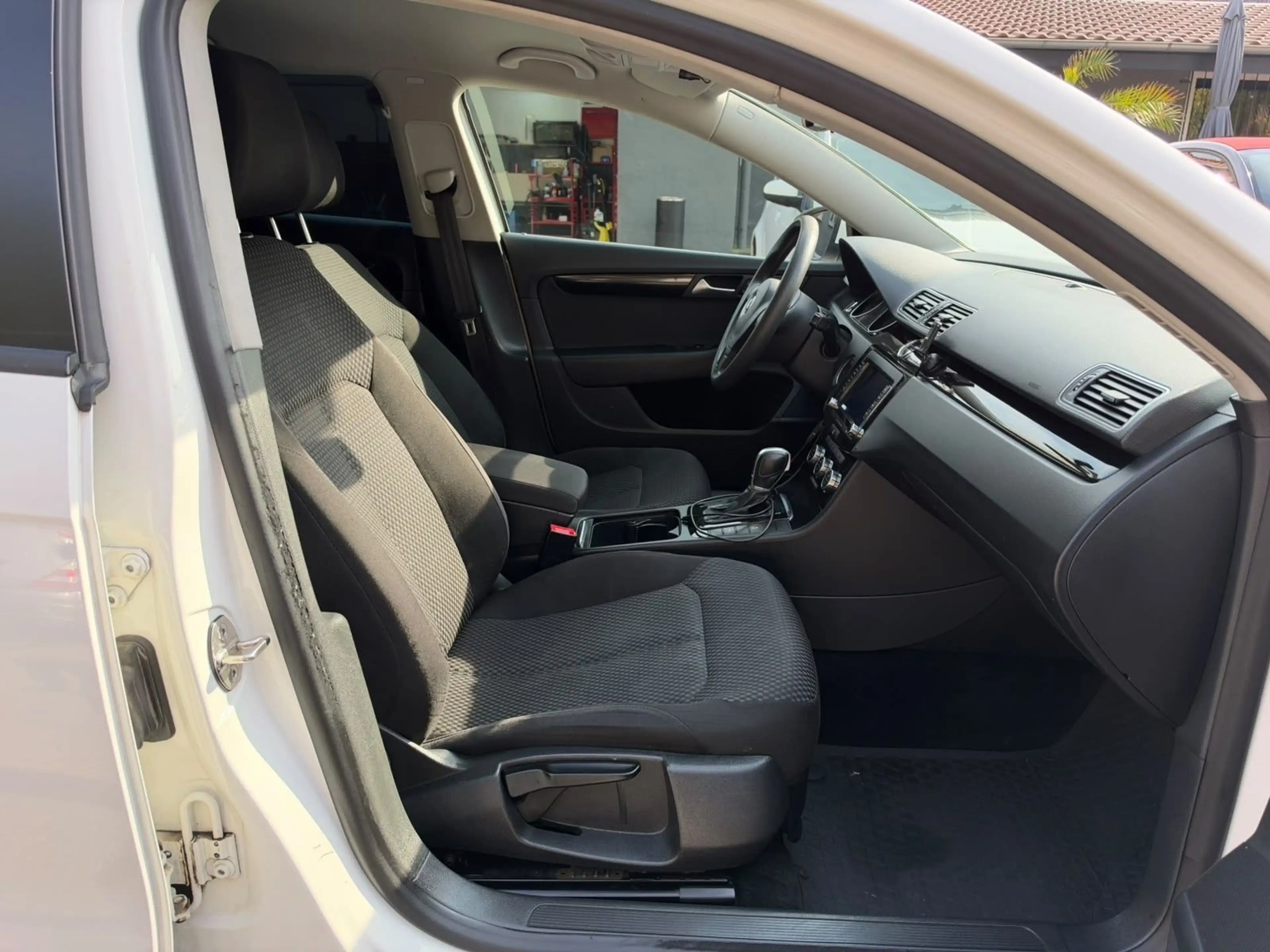 Volkswagen Passat Alltrack 2.0 TDI DSG 4MOT 130kW Alltrack — photo 11