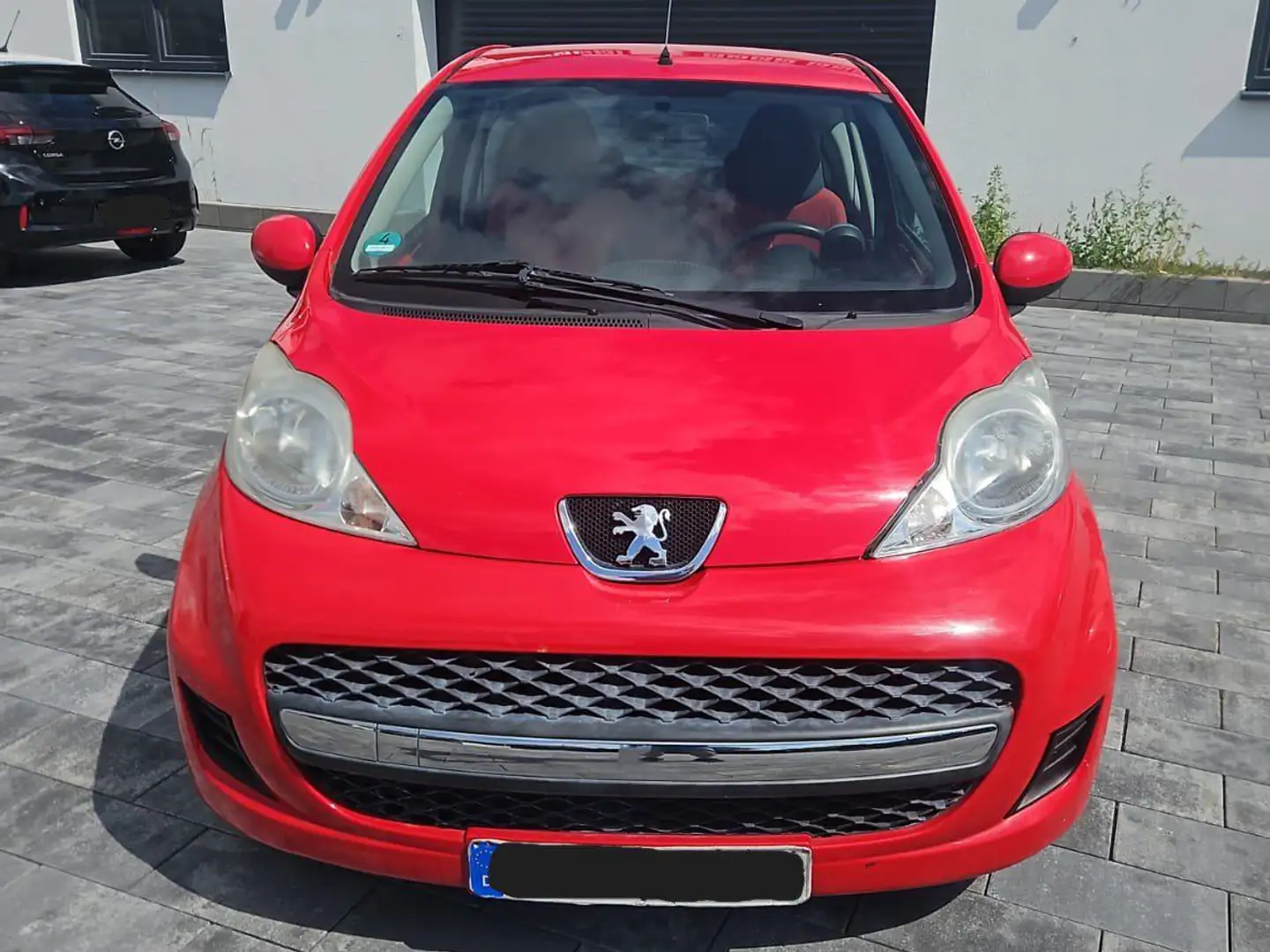 Peugeot 107 Urban Move Red - 1
