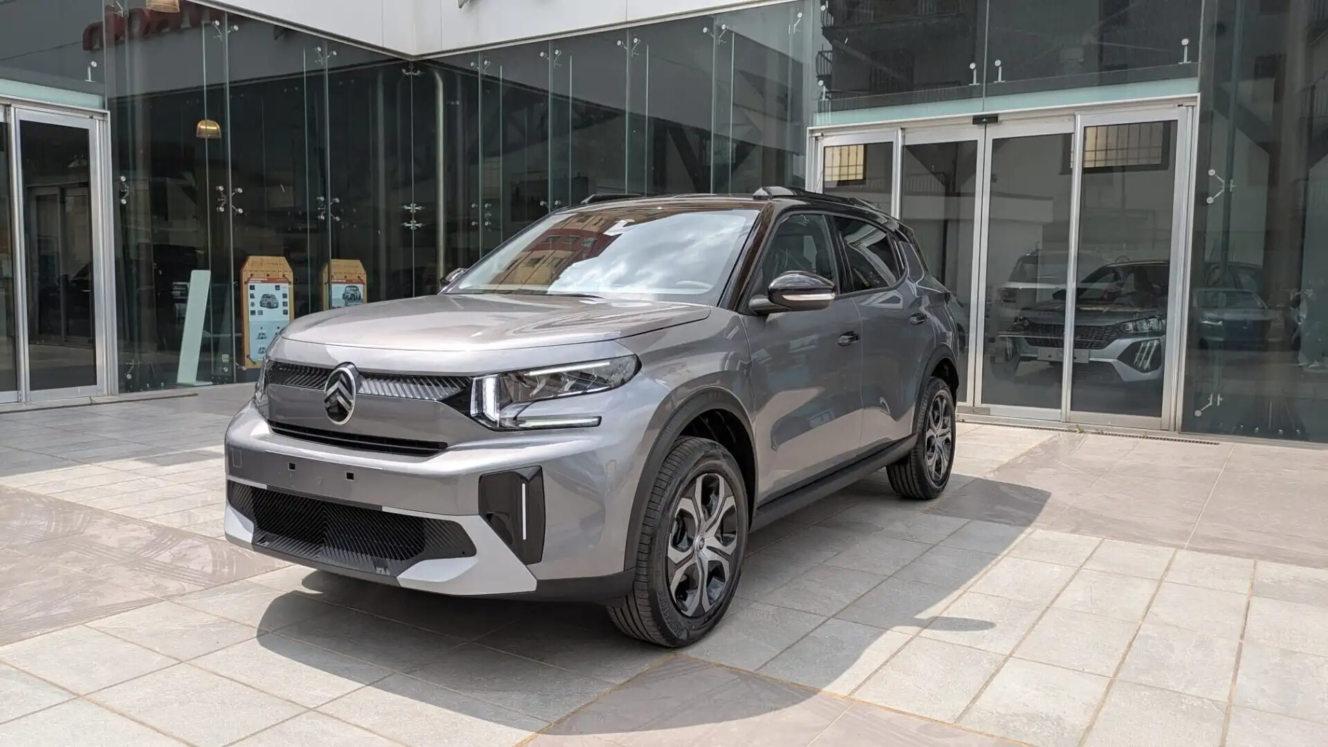 Citroen C3 Aircross C3 Aircross Hybrid 145 e-DCS6 Plus Blu/Azzurro - 1