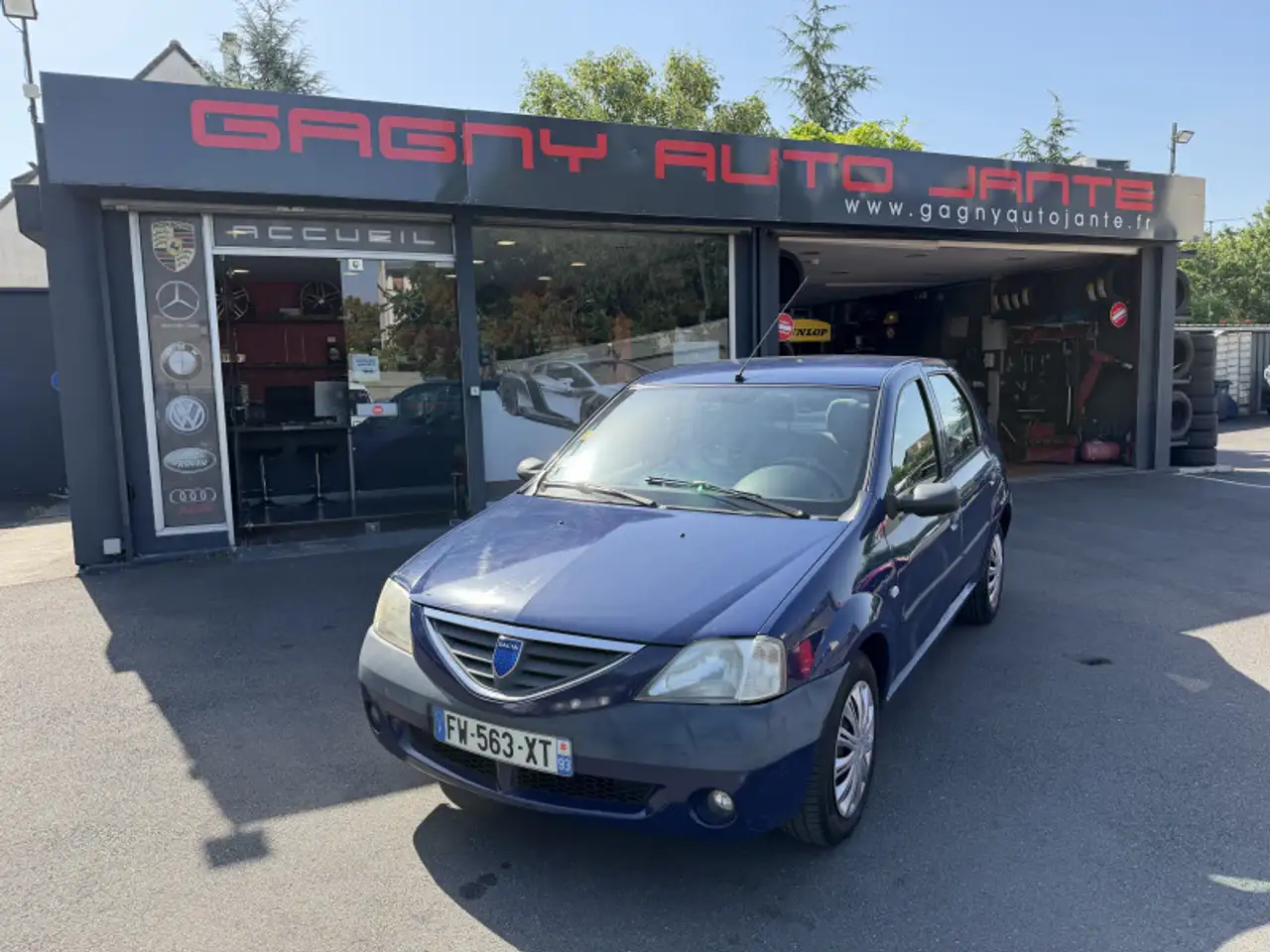 Dacia Logan 1.6 MPI 90CH LAUREATE