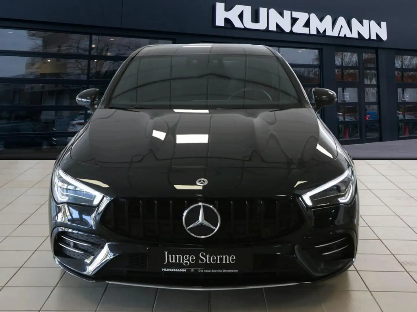 Mercedes-Benz CLA 35 AMG 4M Shooting Brake Panorama AHK Noir - 2