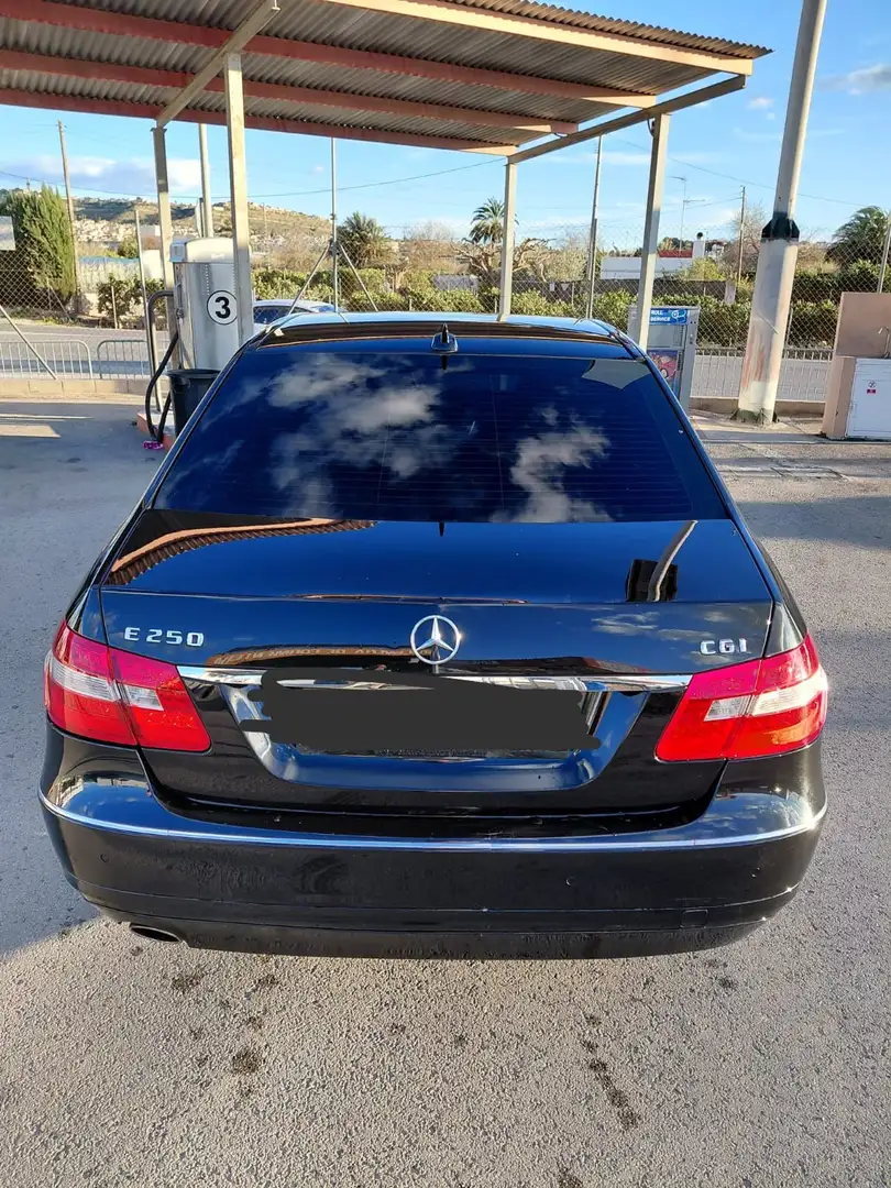Mercedes-Benz E 250 CGI BlueEFFICIENCY Automatik Elegance - 2