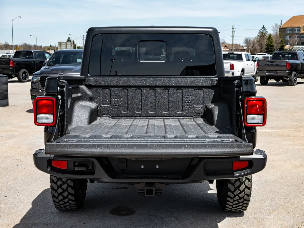 Jeep Gladiator снимка Jeep Gladiator