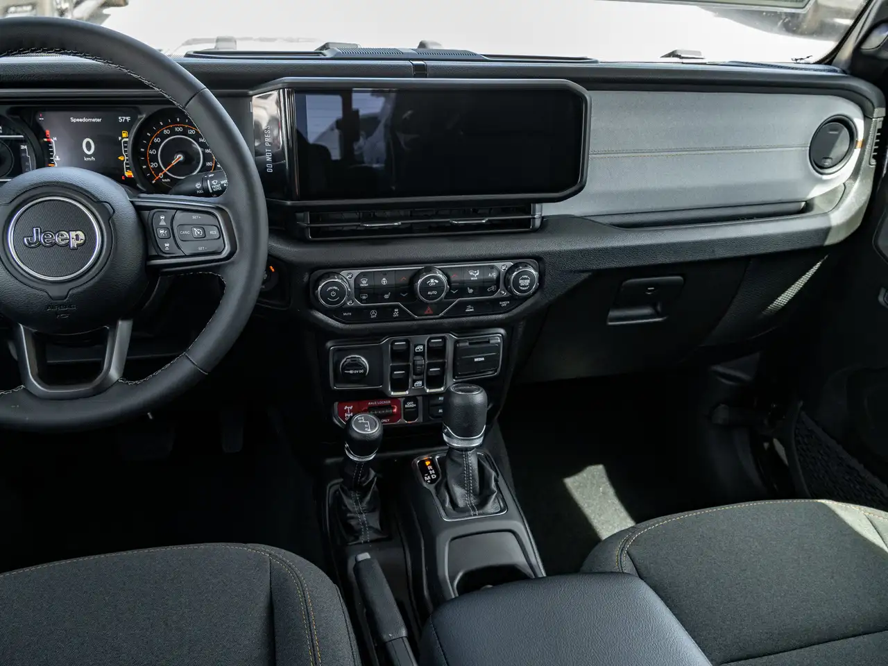Jeep Gladiator снимка Jeep Gladiator