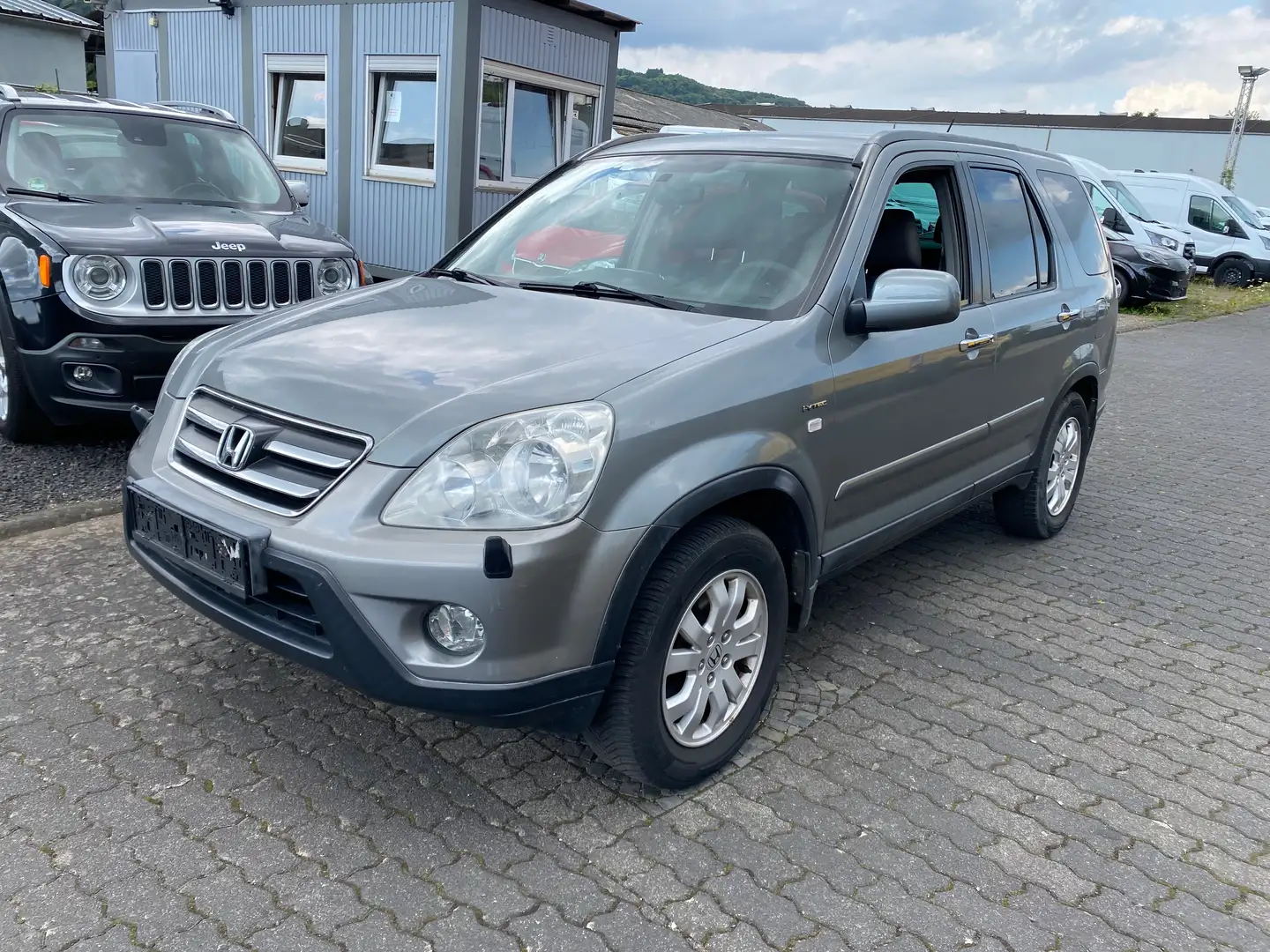 Honda CR-V 2.0i LS Tüv neu Allrad 4x4 Grau - 2