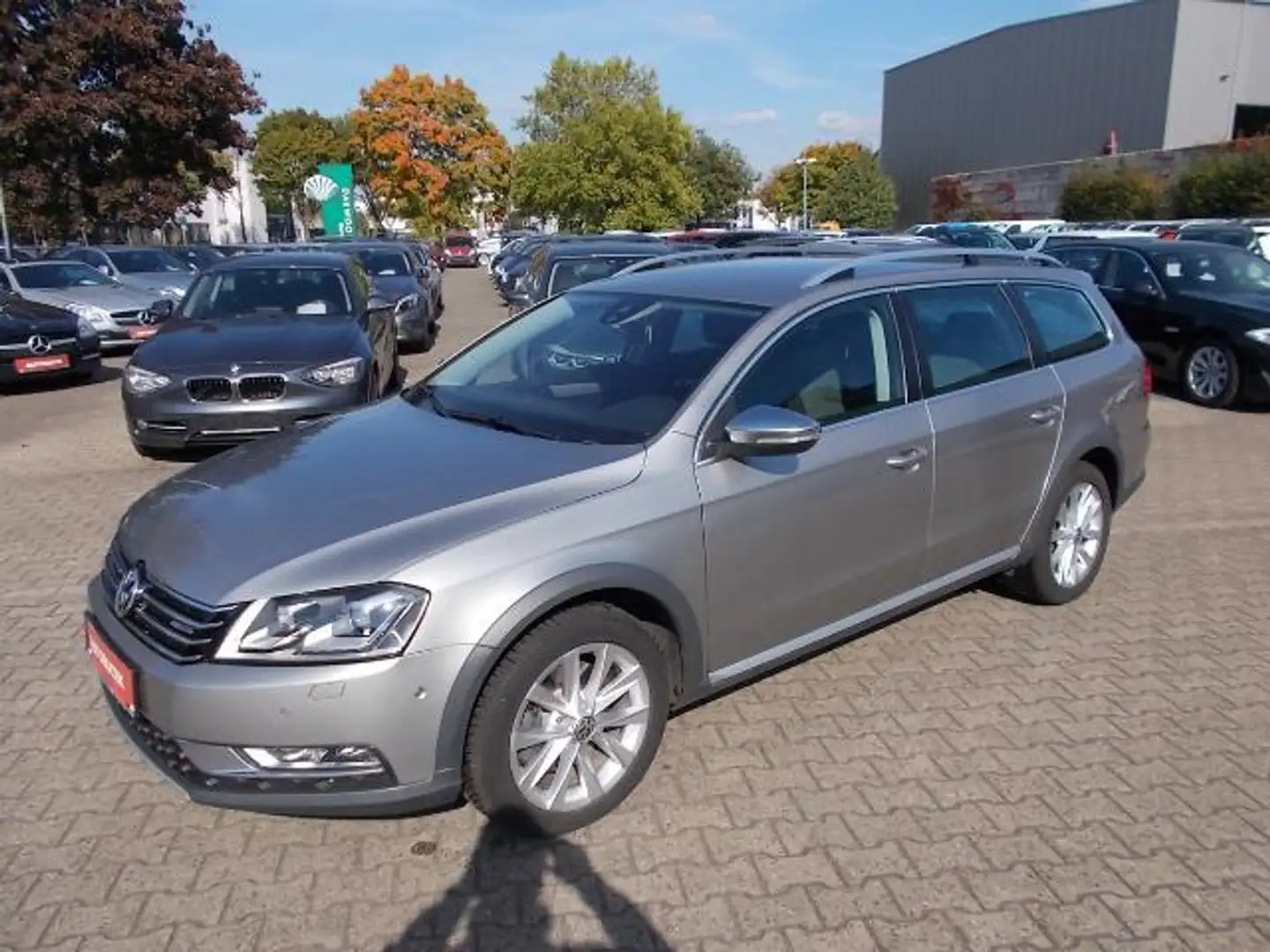 Volkswagen Passat Alltrack 4Motion, AHK, Standheiz., Navi Grijs - 1