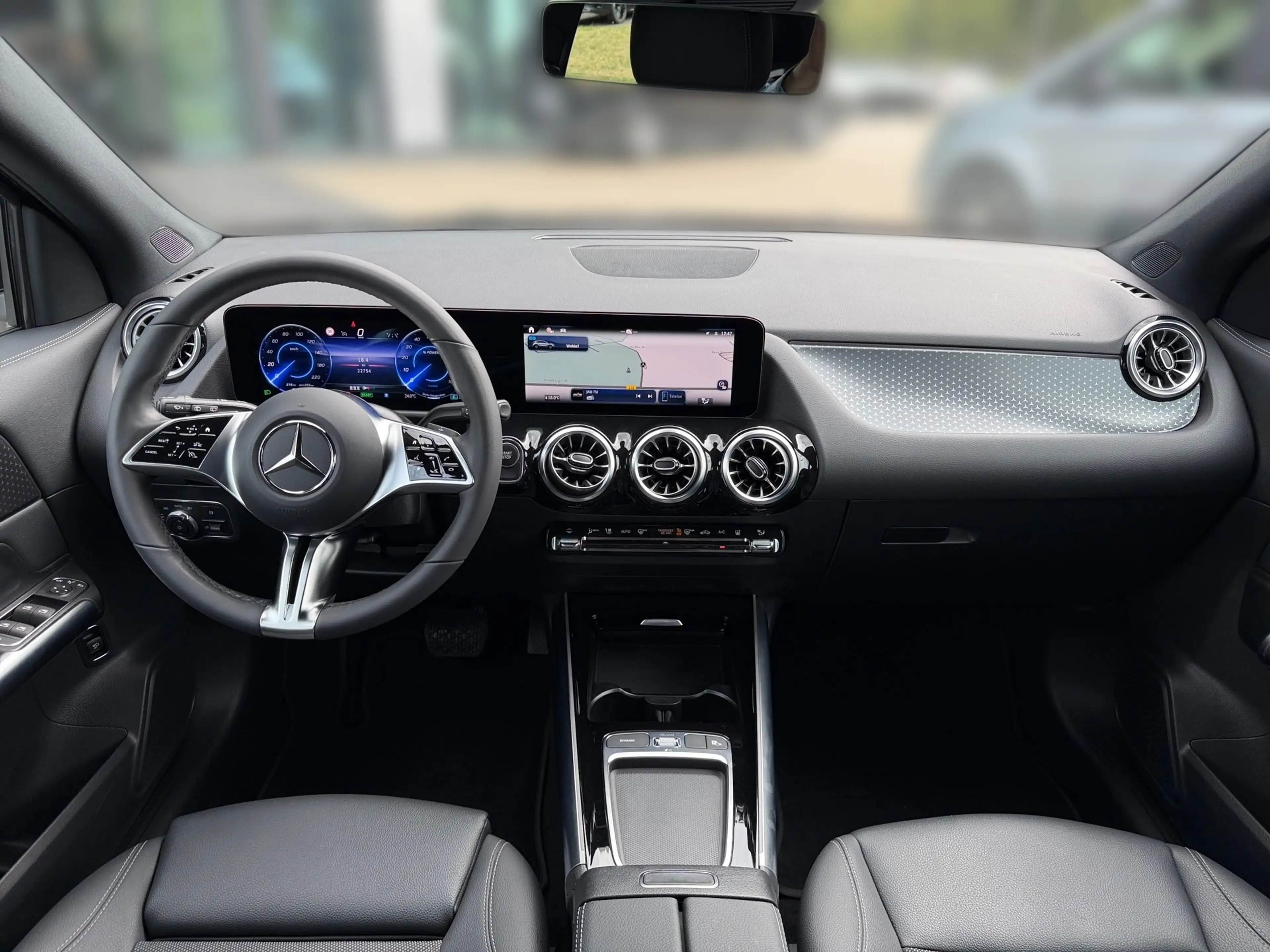 Mercedes-Benz EQA 250 + Progressive Adv.+SHZ+Kam+LED+Navi+PTS+ — photo 8