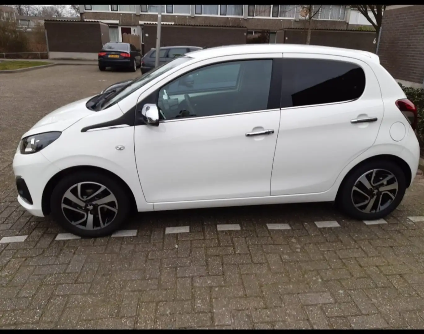 Peugeot 108 108 1.0 e-VTi Première - 1