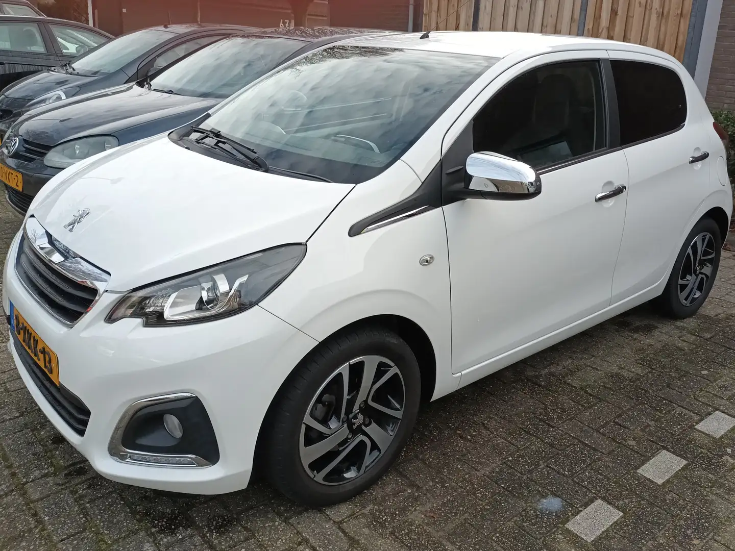 Peugeot 108 108 1.0 e-VTi Première - 2