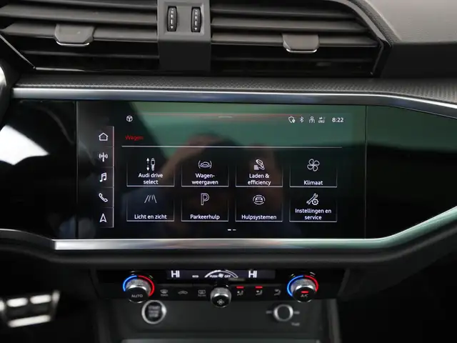 Audi Q3 view 20