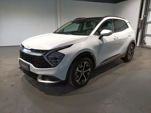 Kia Sportage view 3
