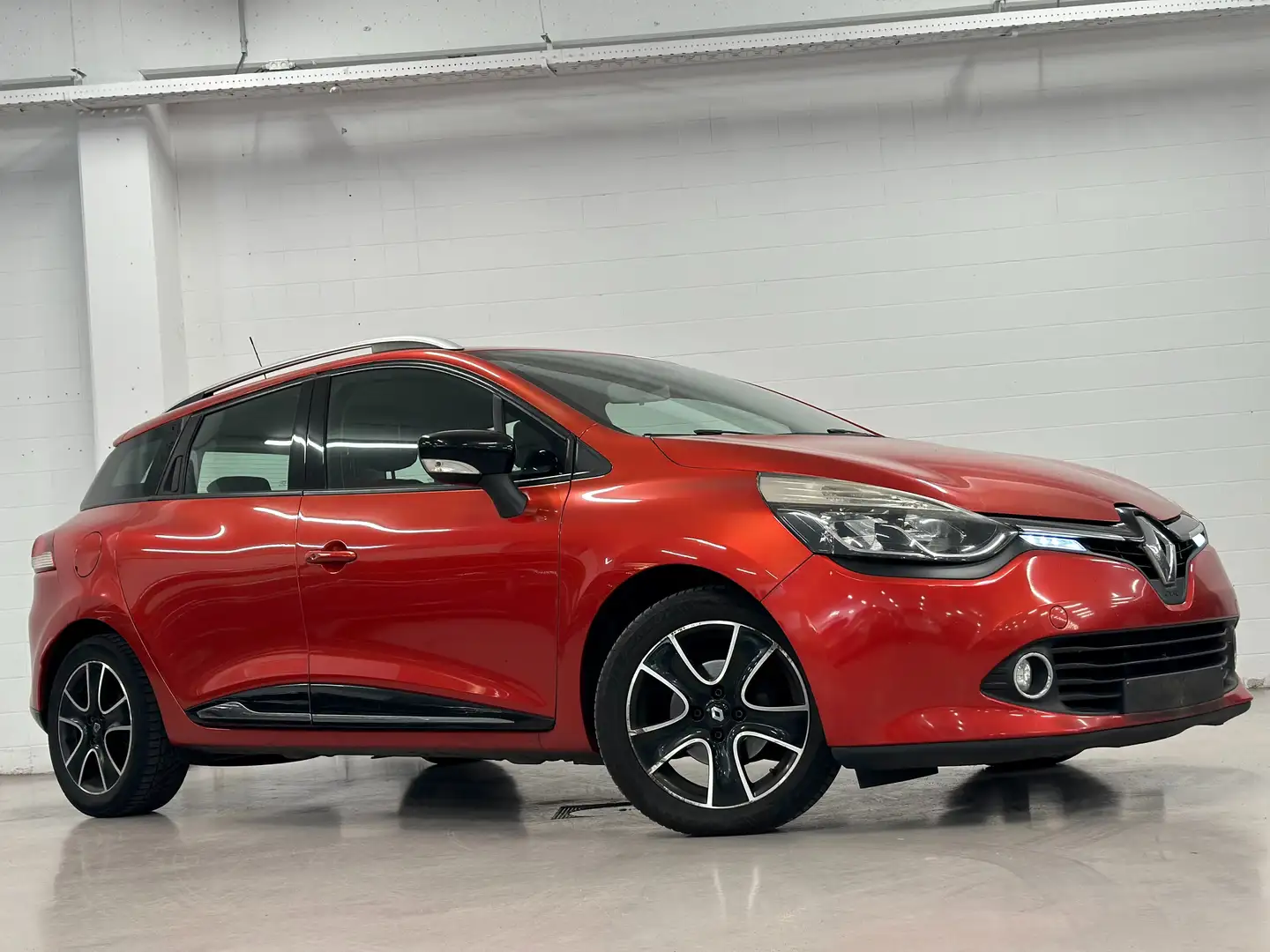 Renault Clio 1.5 Dci Euro 5 2013 Zo Meenemen Rood - 1