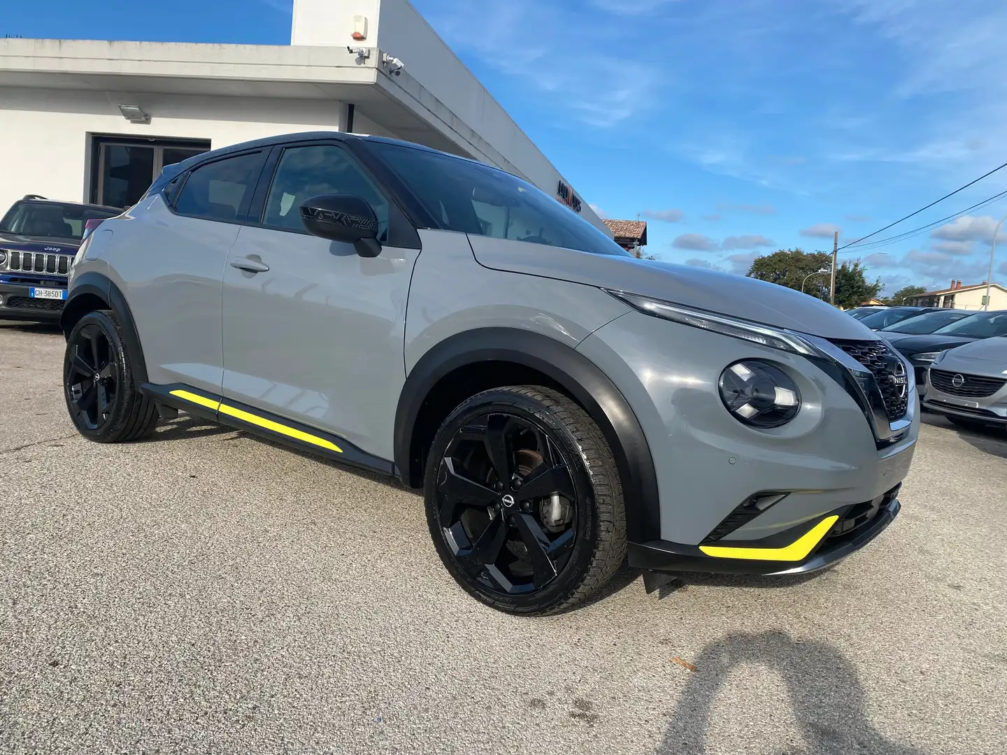 Nissan Juke Juke 1.0 dig-t Kiiro 114cv Gris - 1