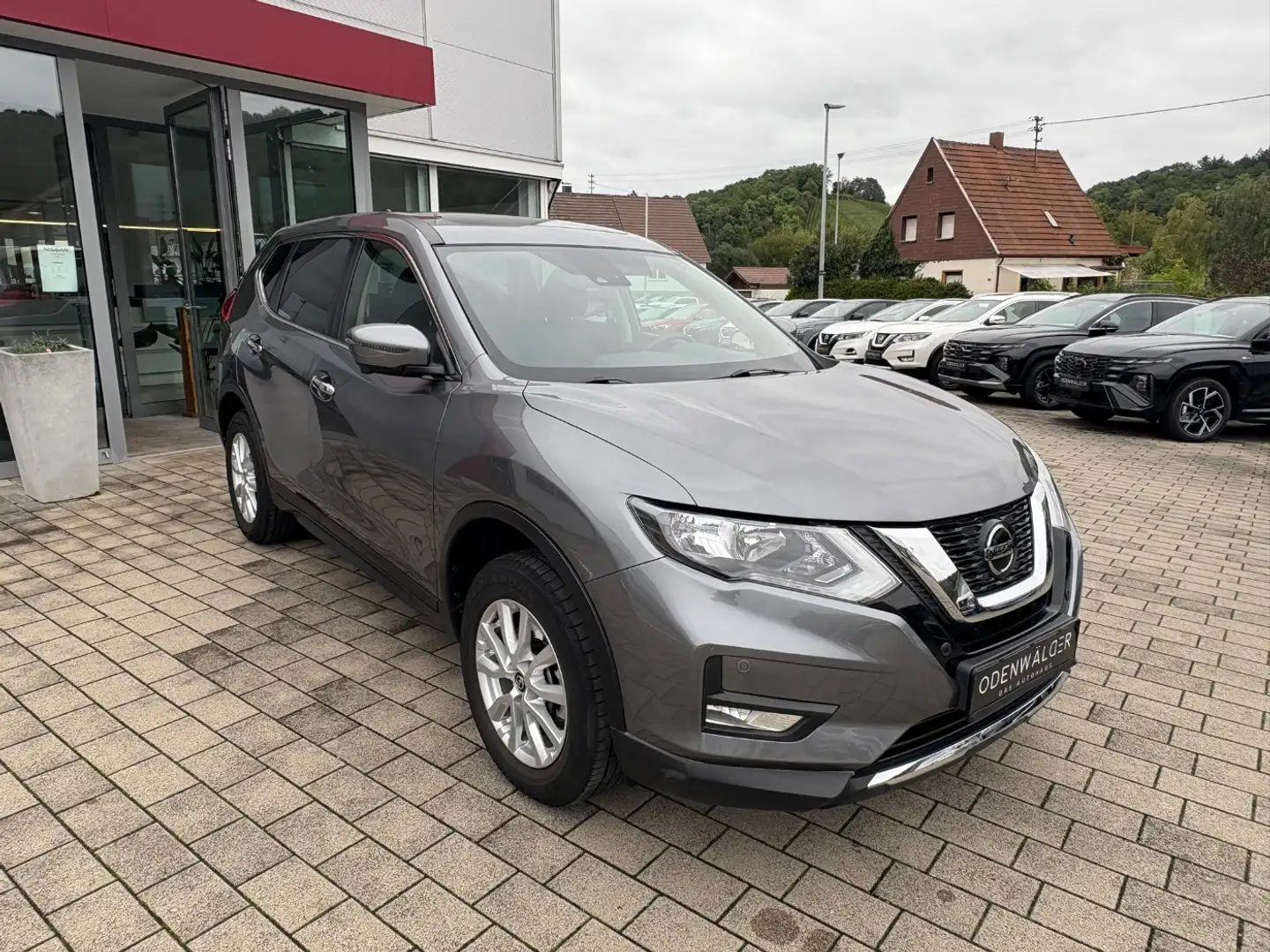 Nissan X-Trail 1.3DIG-T TEMP Acenta 7-Sitzer Grigio - 2