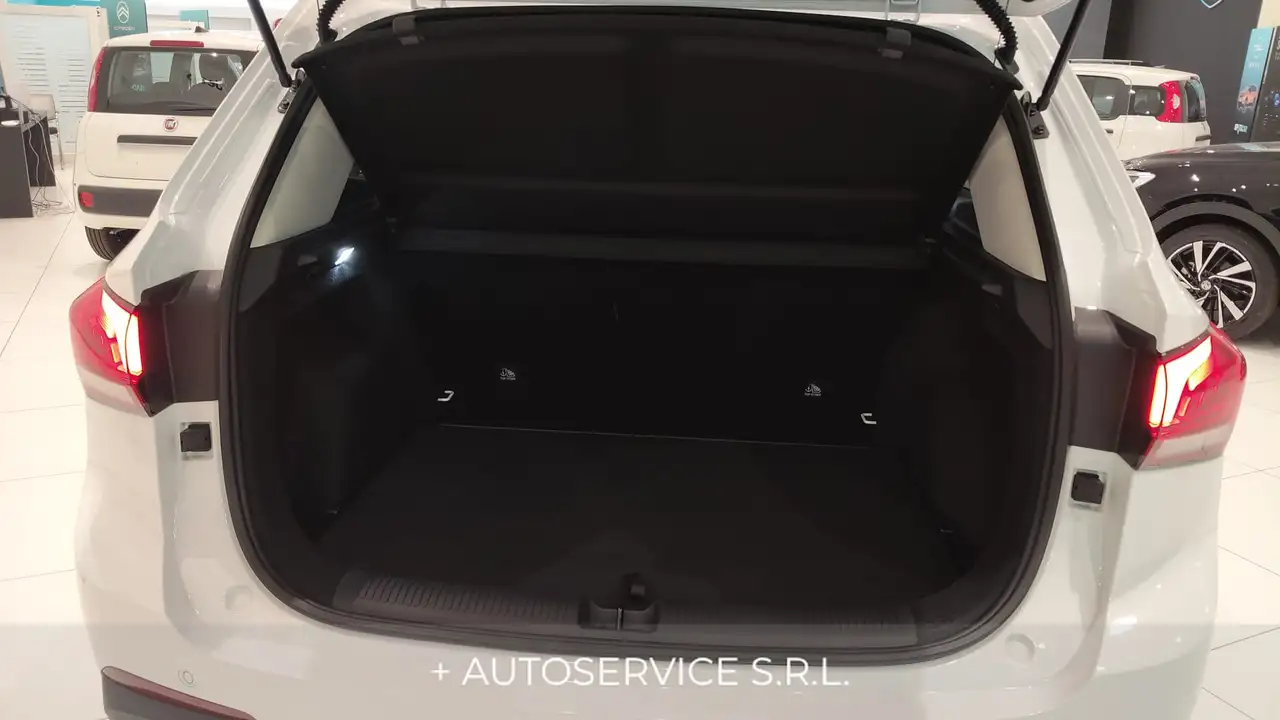 MG ZS 1.5 Hybrid+ Luxury 7