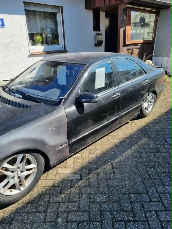 Mercedes-Benz 220 limosine, foto 2