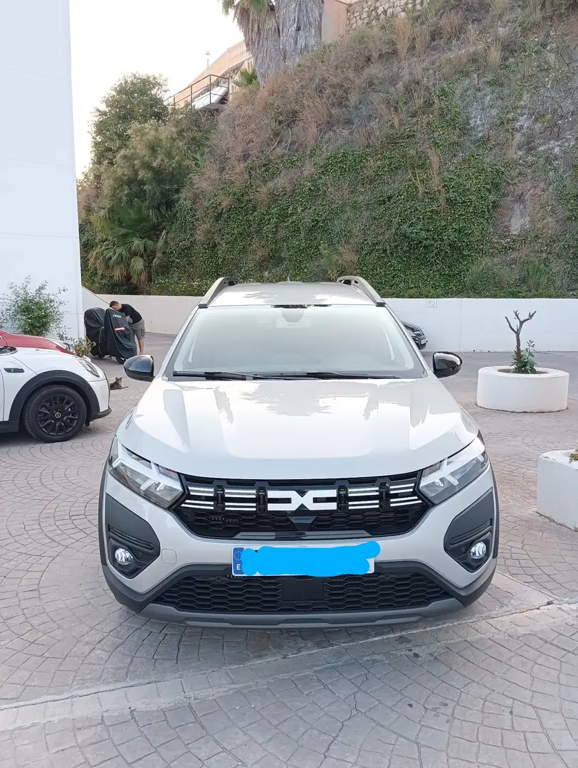 Dacia Jogger 1.0 ECO-G Extreme Go 7pl. Argent - 2
