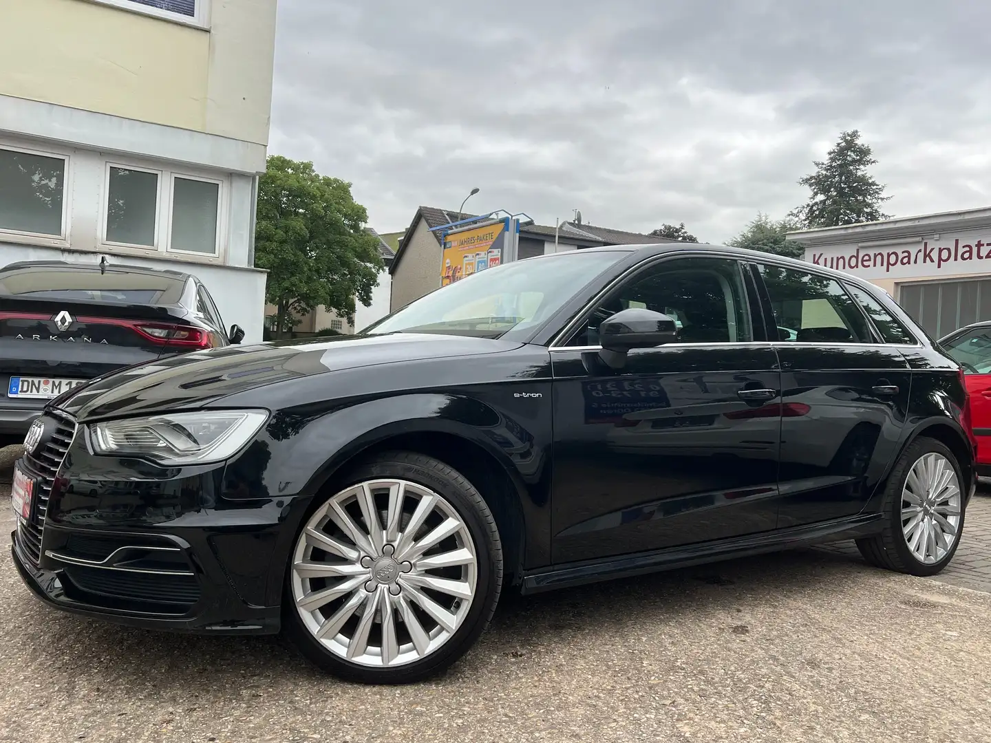 Audi A3 Sportback e-tron - Scheckheft Schwarz - 2