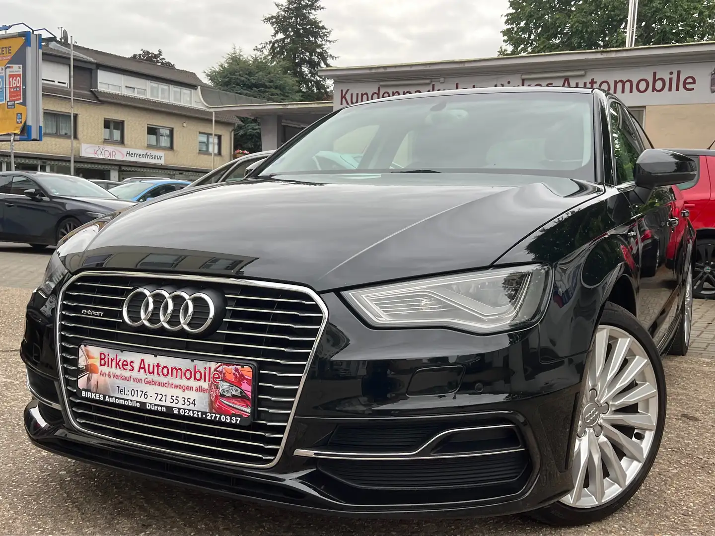 Audi A3 Sportback e-tron - Scheckheft Schwarz - 1