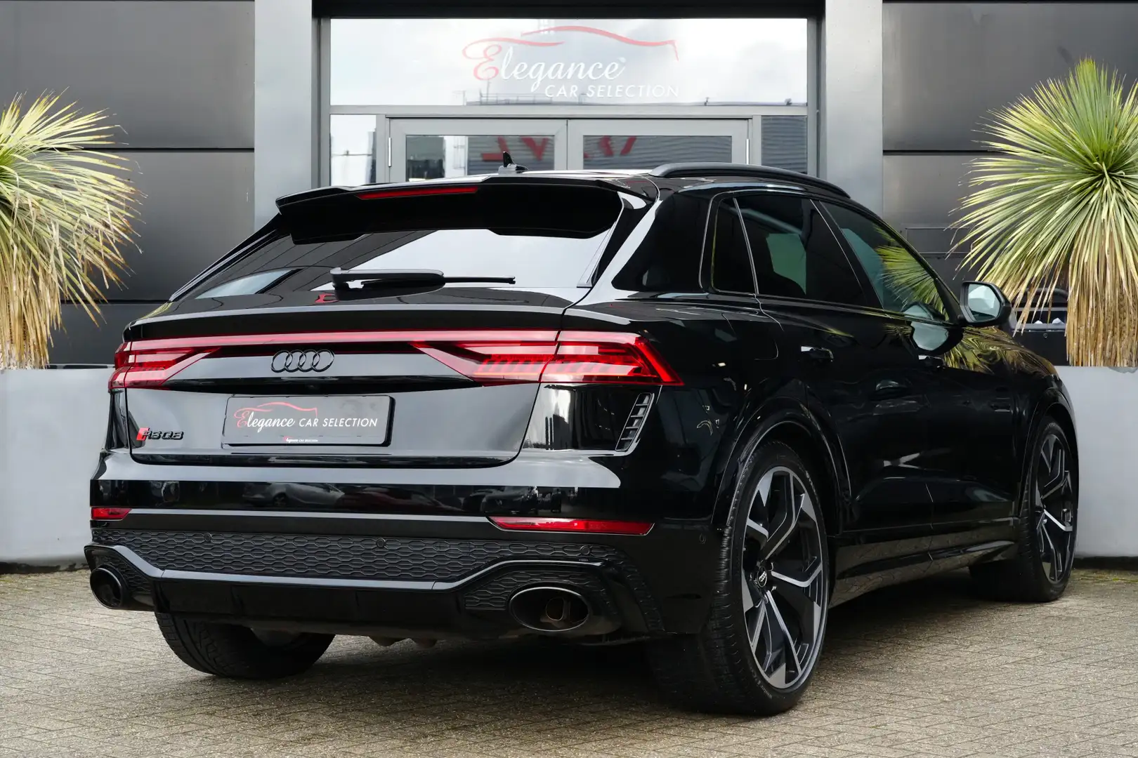 Audi RS Q8 4.0 TFSI RS Q8 quattro 600pk Panoramadak/Stoelvent Černá - 2